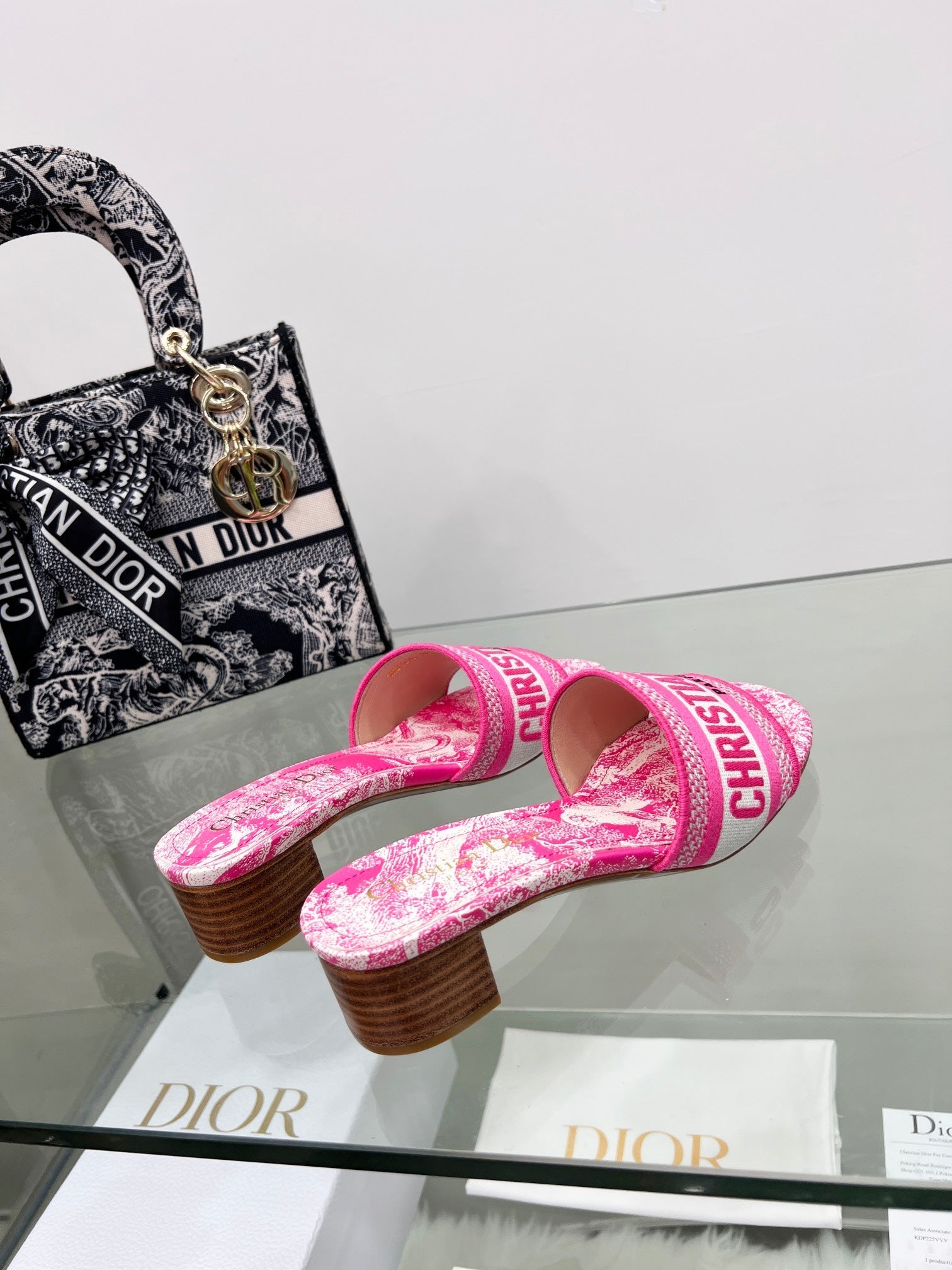 Luxury Shoes - DIR - 1283