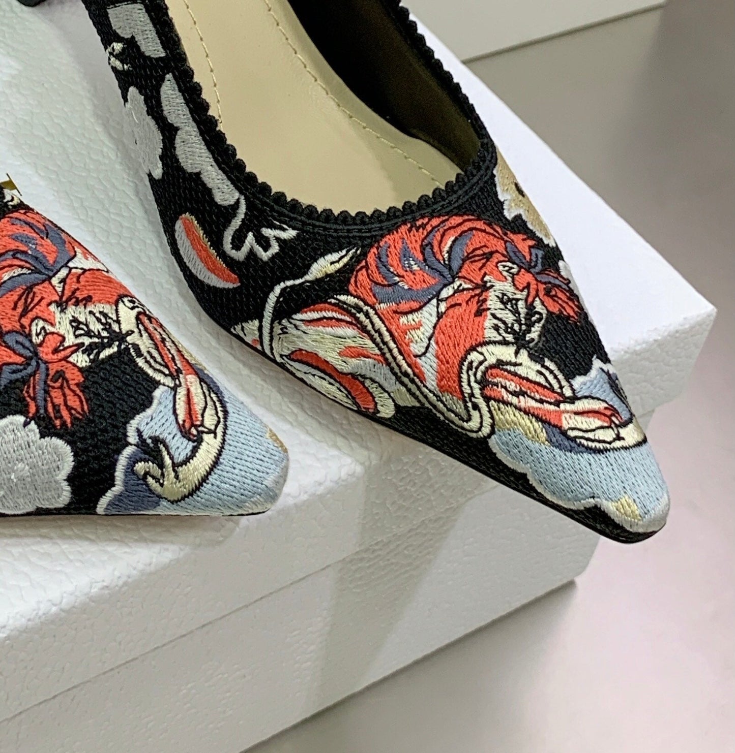 Luxury Shoes - DIR - 949