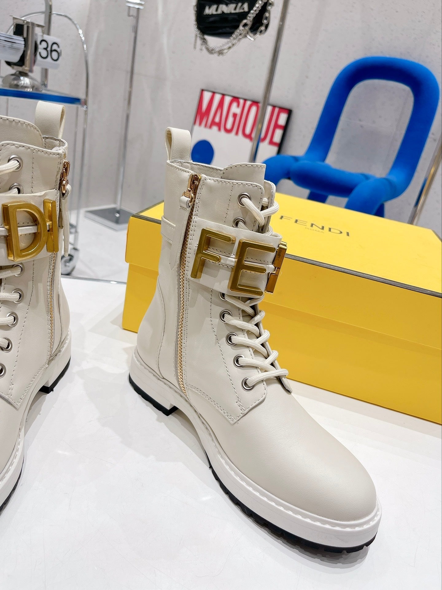 Luxury Shoes - FED - 422