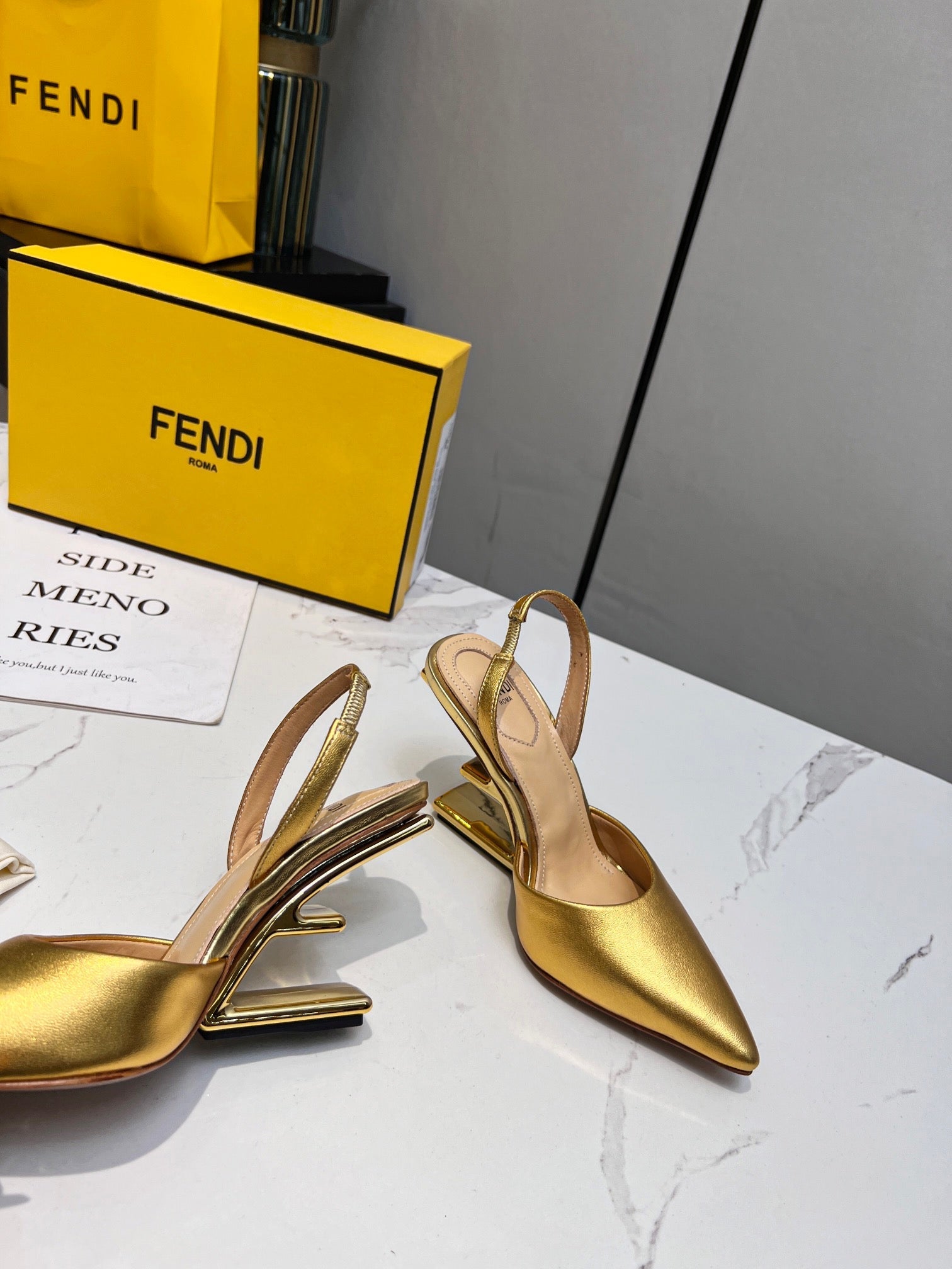 Luxury Shoes - FED - 408