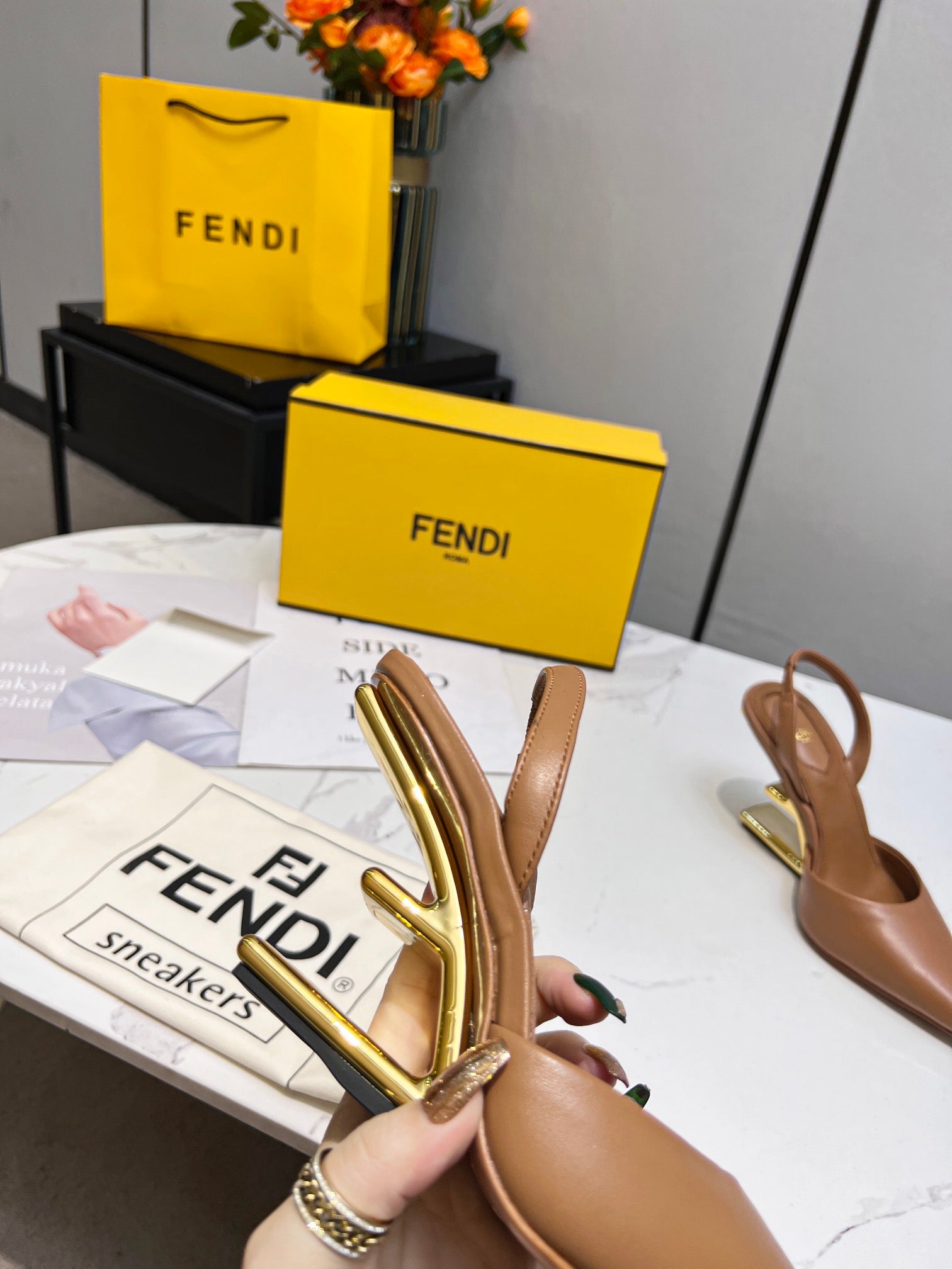 Luxury Shoes - FED - 407