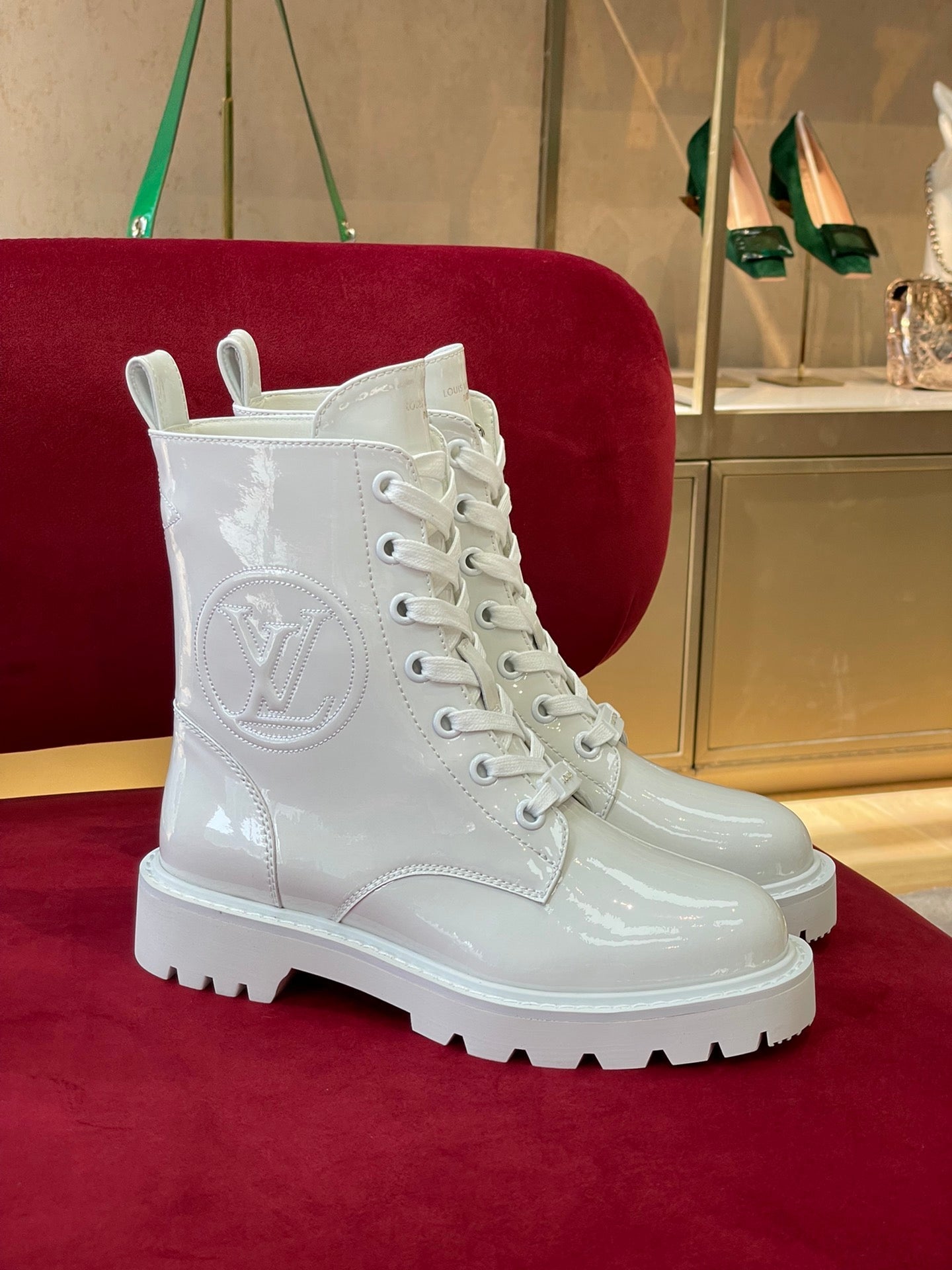 Luxury Shoes - LU-V - 555