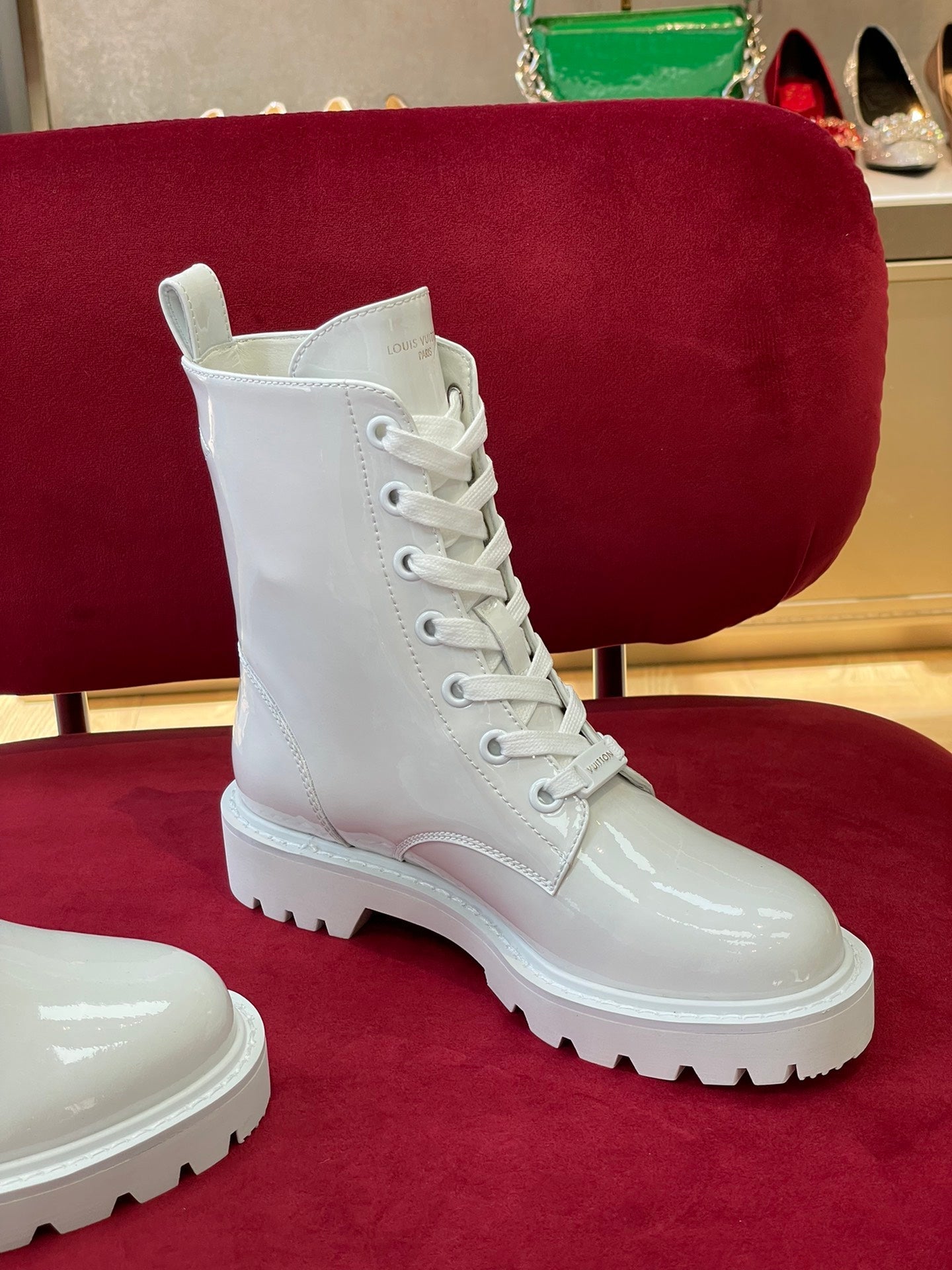 Luxury Shoes - LU-V - 555