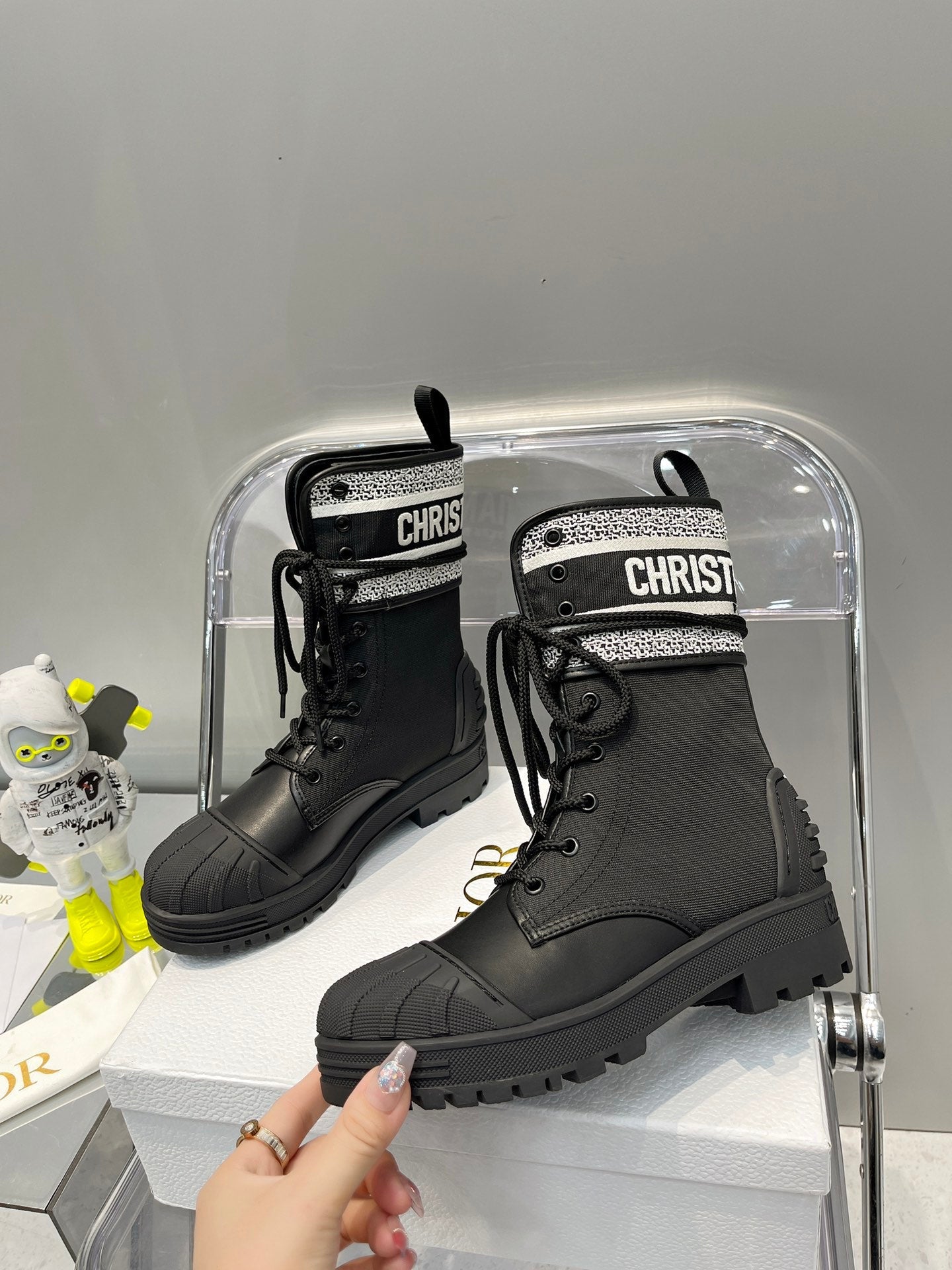 Luxury Shoes - DIR - 836