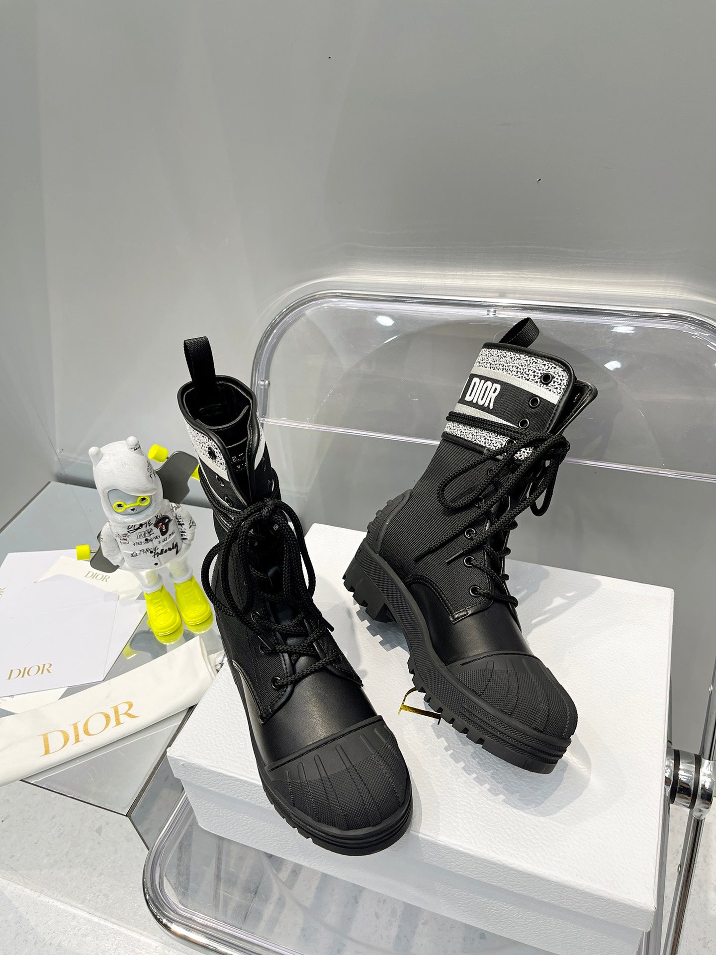 Luxury Shoes - DIR - 836