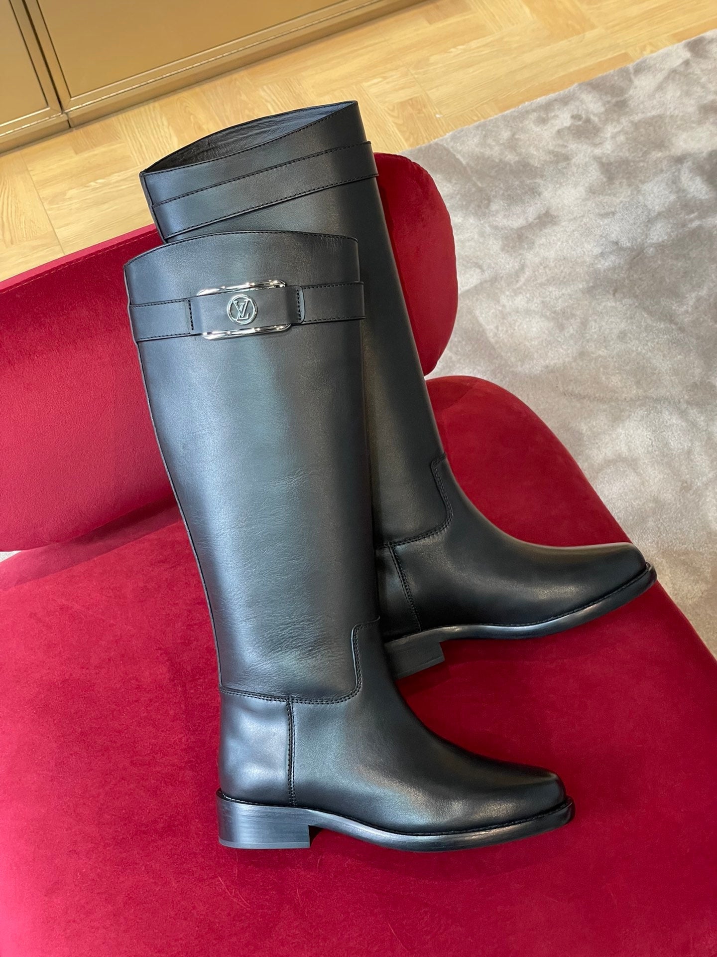 Luxury Shoes - LU-V - 542