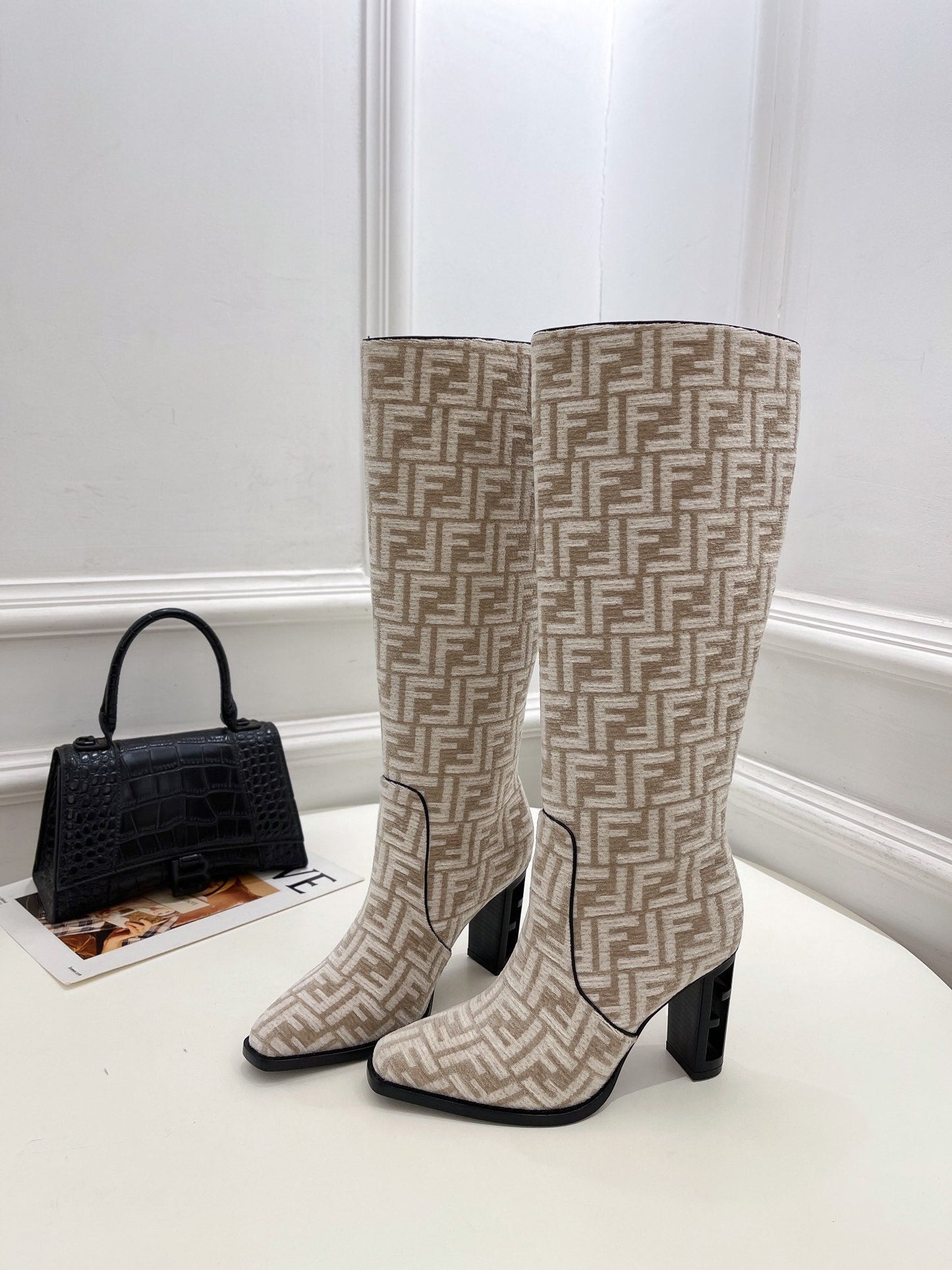 Luxury Shoes - FED - 341