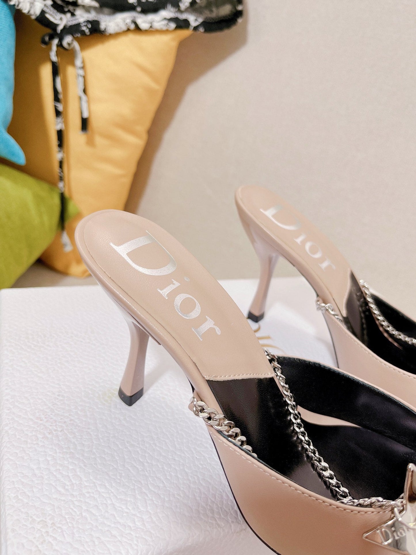 Luxury Shoes - DIR - 250