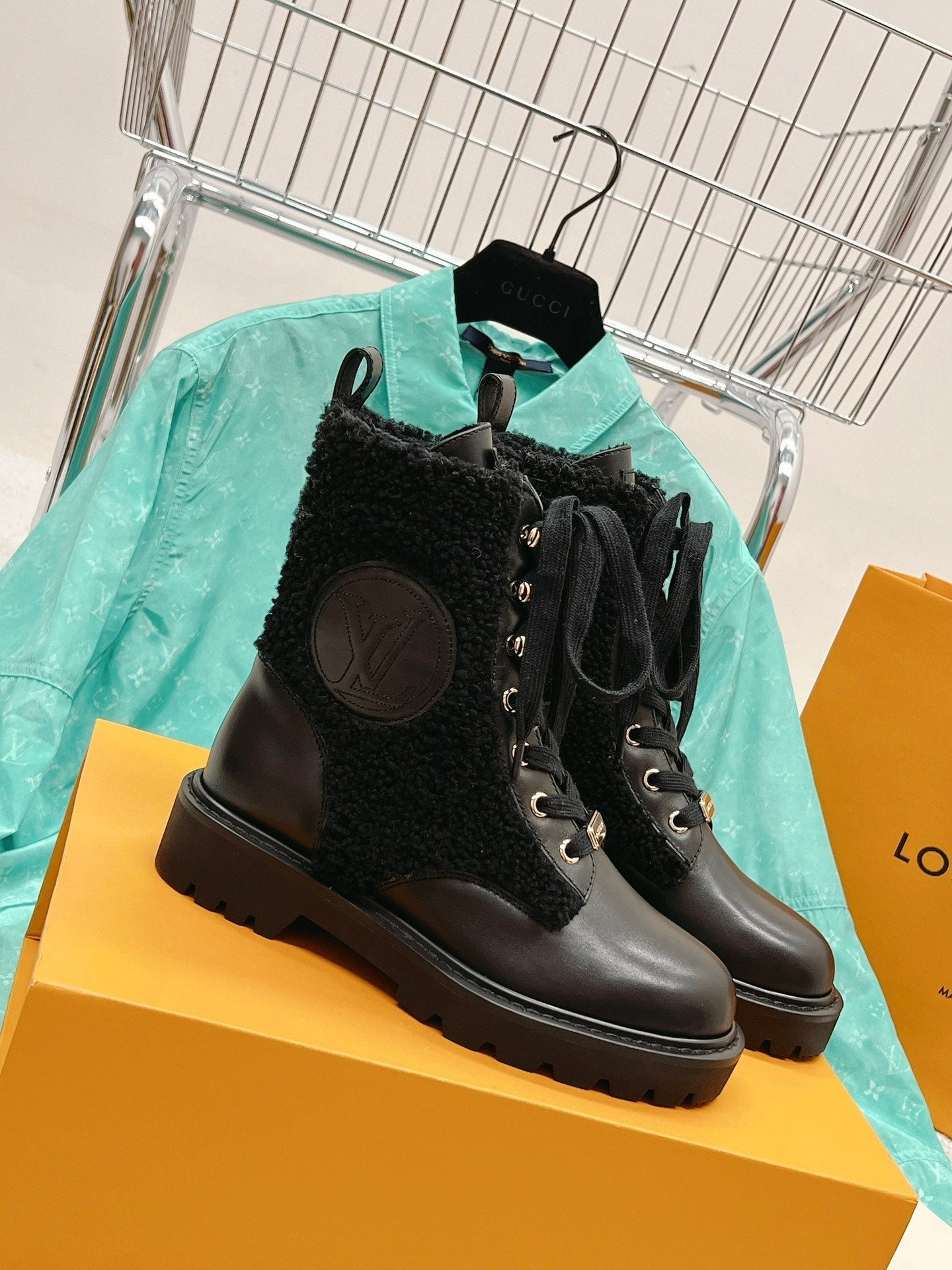 Luxury Shoes - LU-V - 479