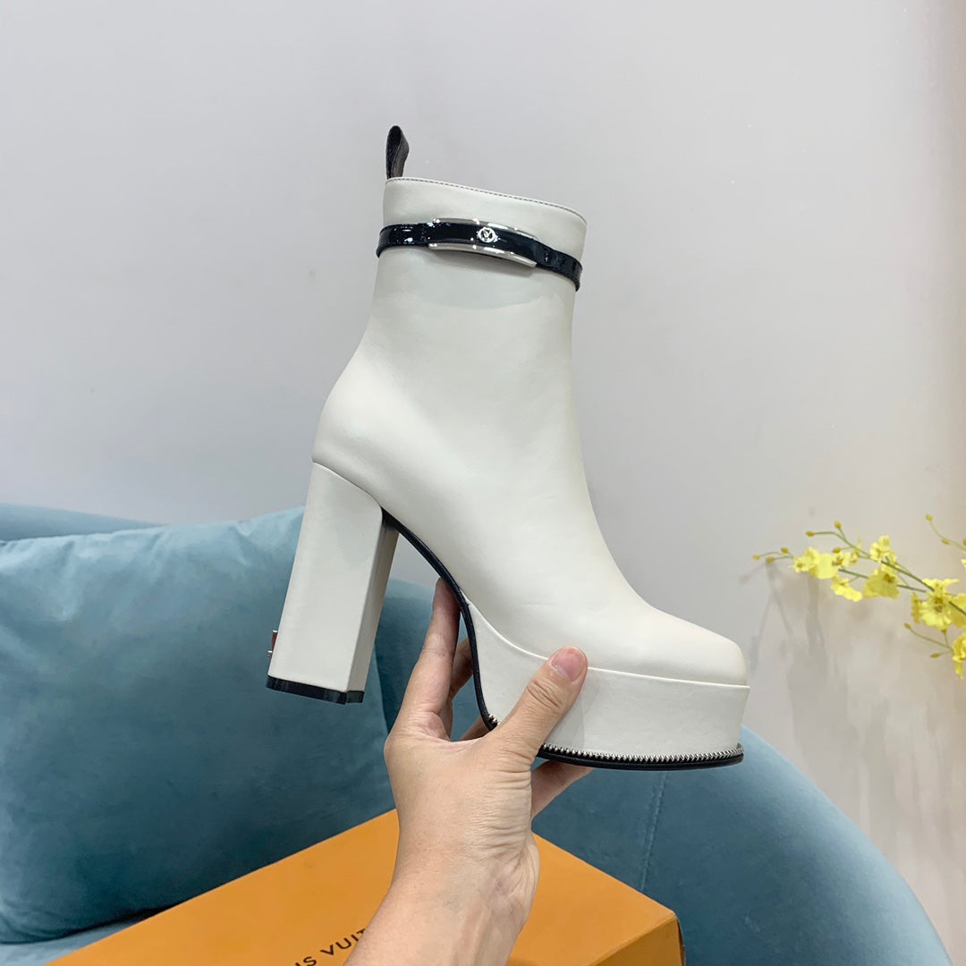 Luxury Shoes - LU-V - 438