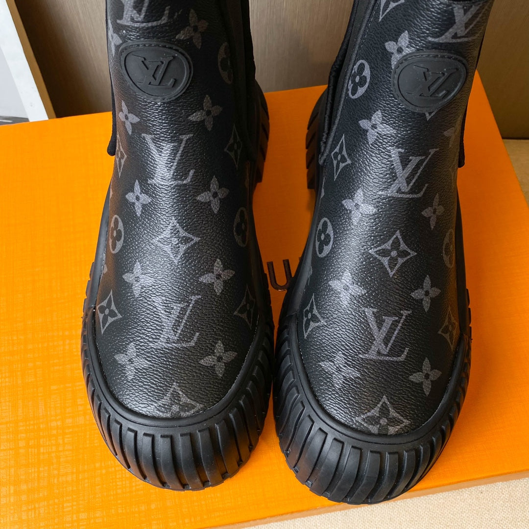 Luxury Shoes - LU-V - 445