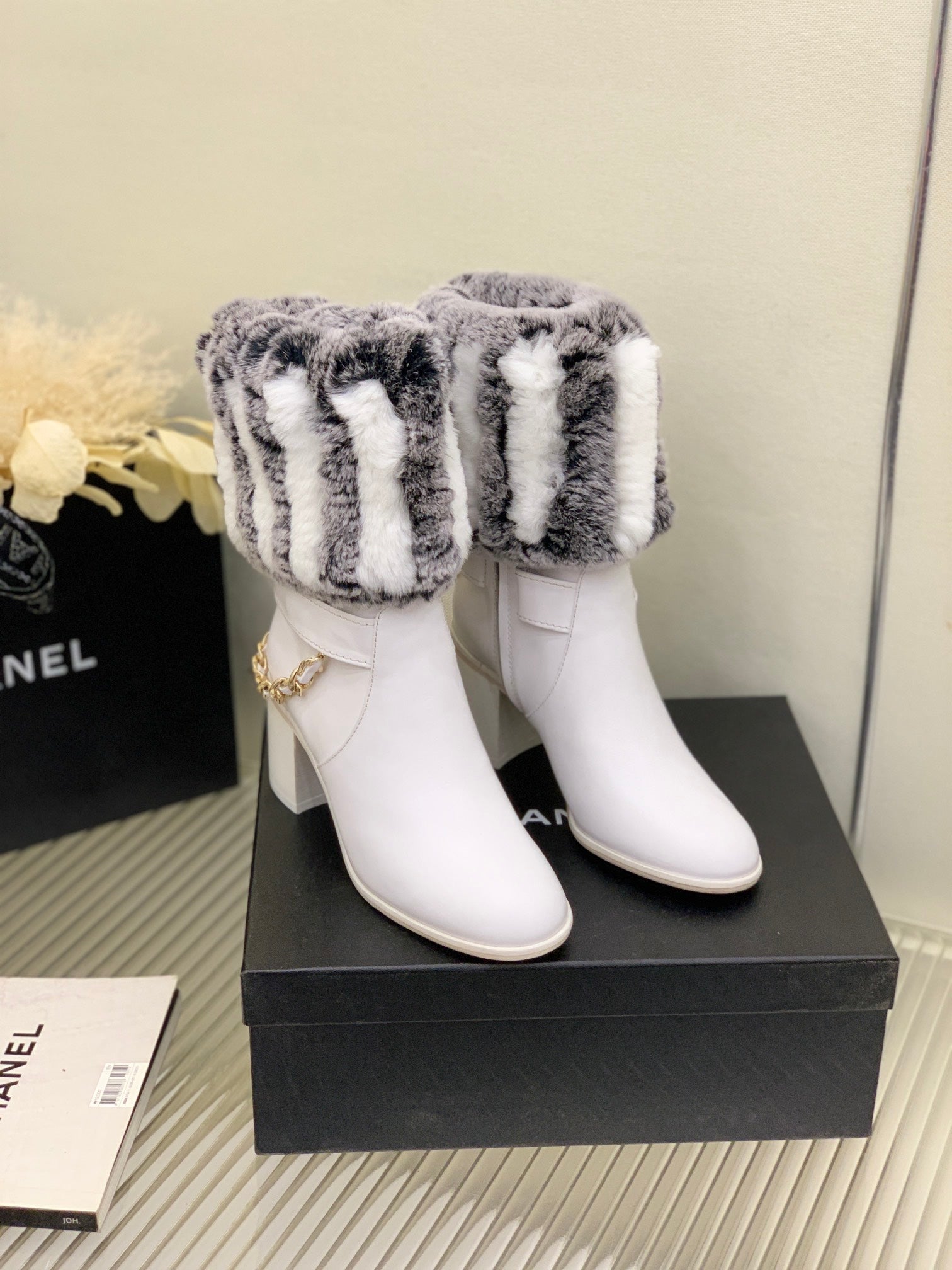 Luxury Shoes Sandals - CHL - 1326