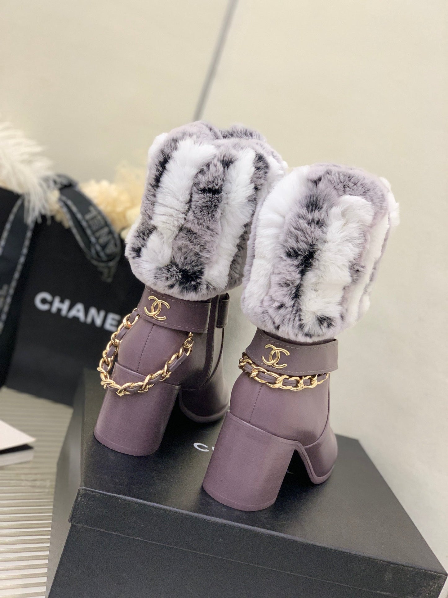 Luxury Shoes Sandals - CHL - 1327