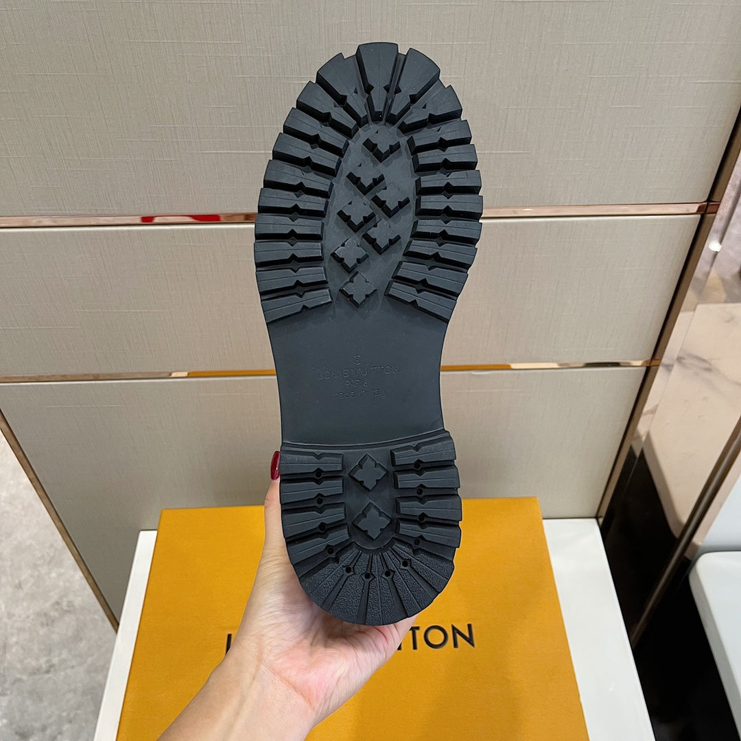 Luxury Shoes - LU-V - 400
