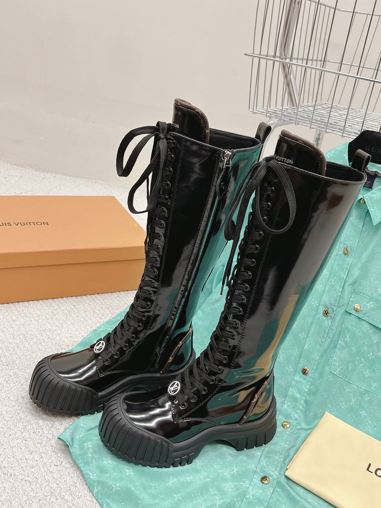 Luxury Shoes - LU-V - 481