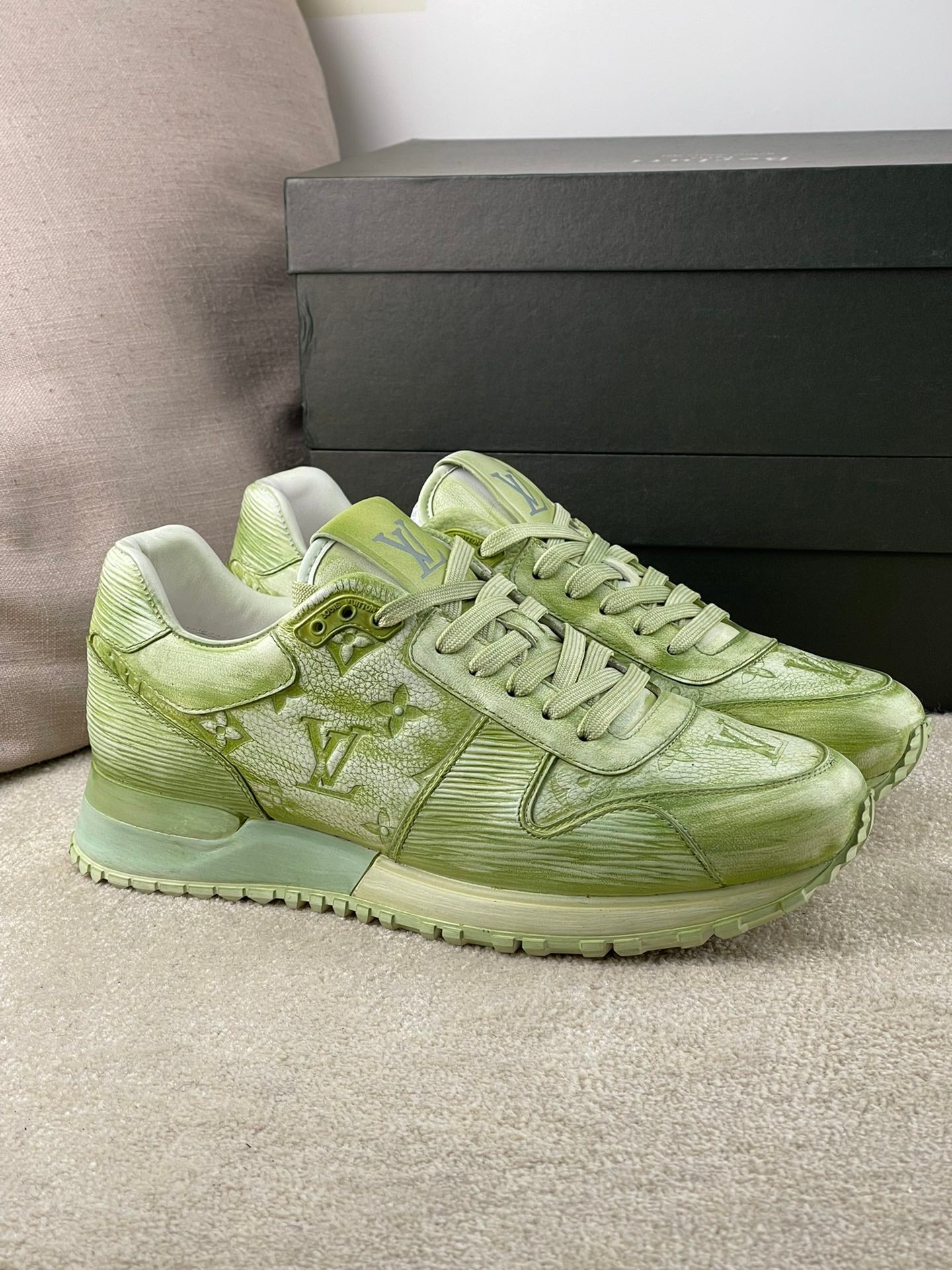 Luxury Shoes - LU-V - 403