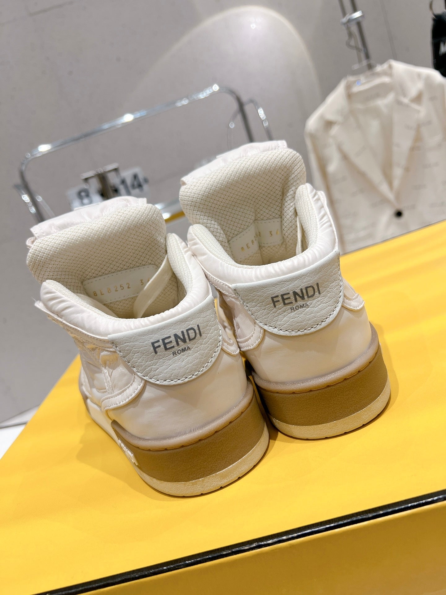 Luxury Shoes - FED - 255