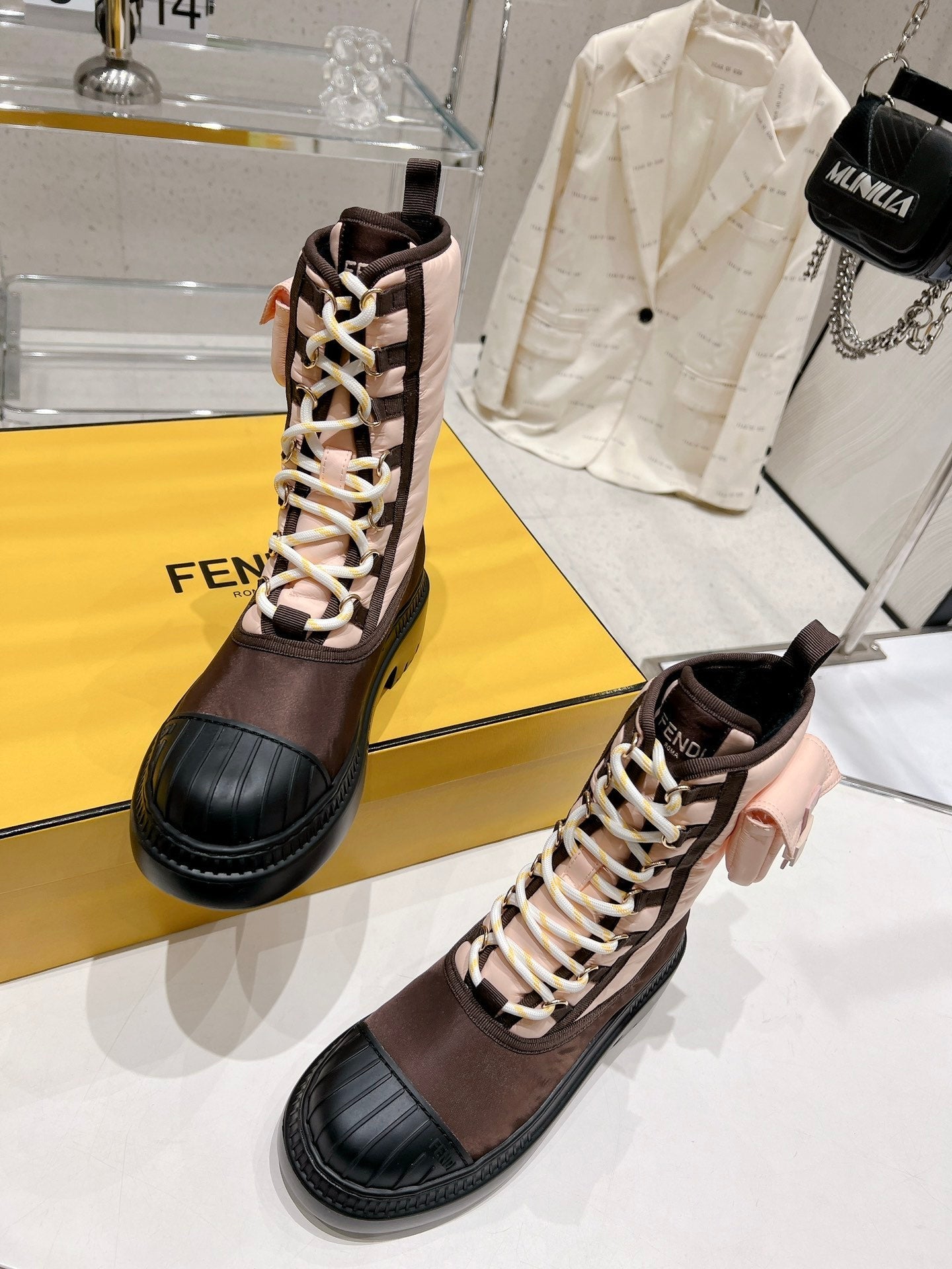 Luxury Shoes - FED - 239