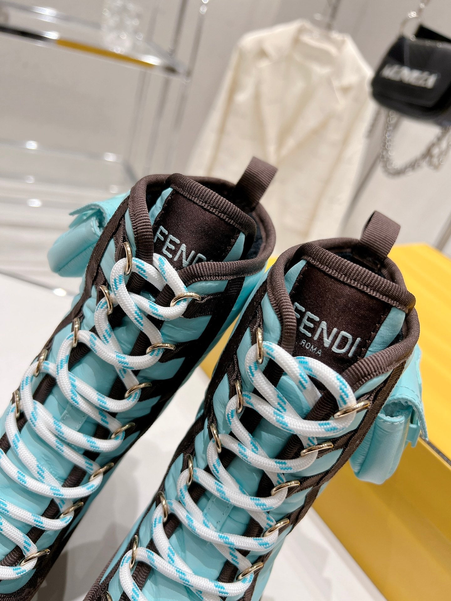 Luxury Shoes - FED - 241