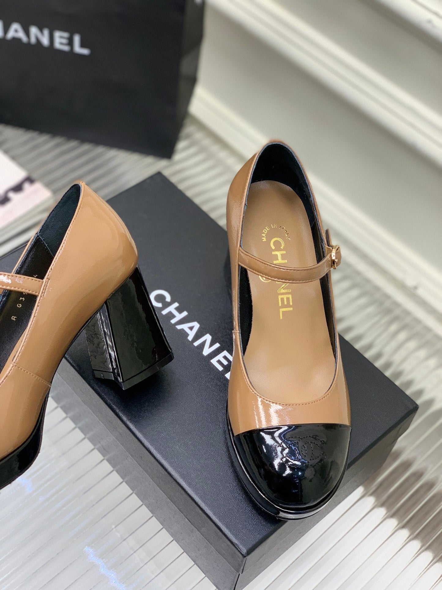 Luxury Shoes Sandals - CHL - 1011