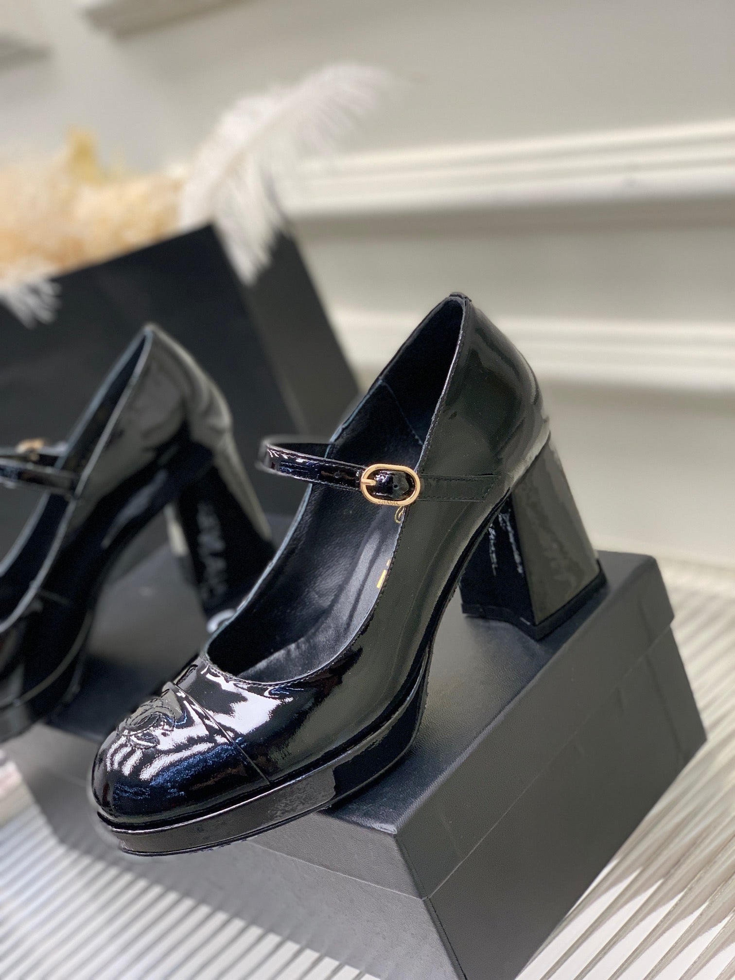 Luxury Shoes Sandals - CHL - 1012