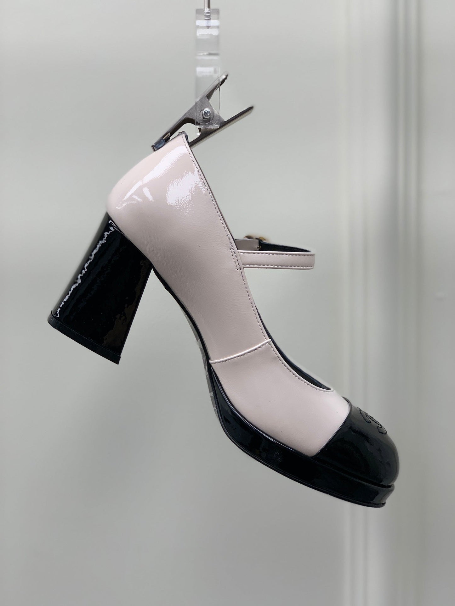 Luxury Shoes Sandals - CHL - 1013