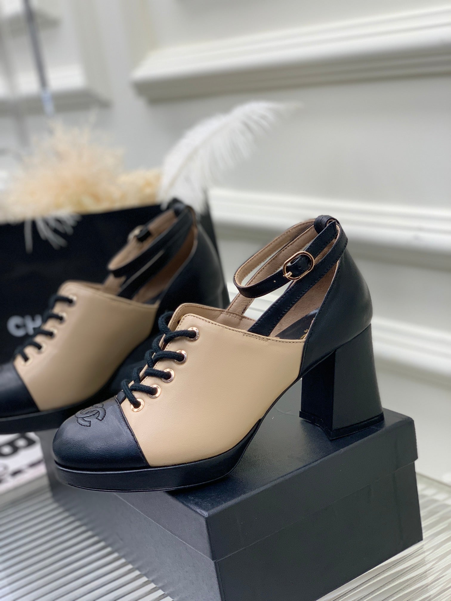Luxury Shoes Sandals - CHL - 1015