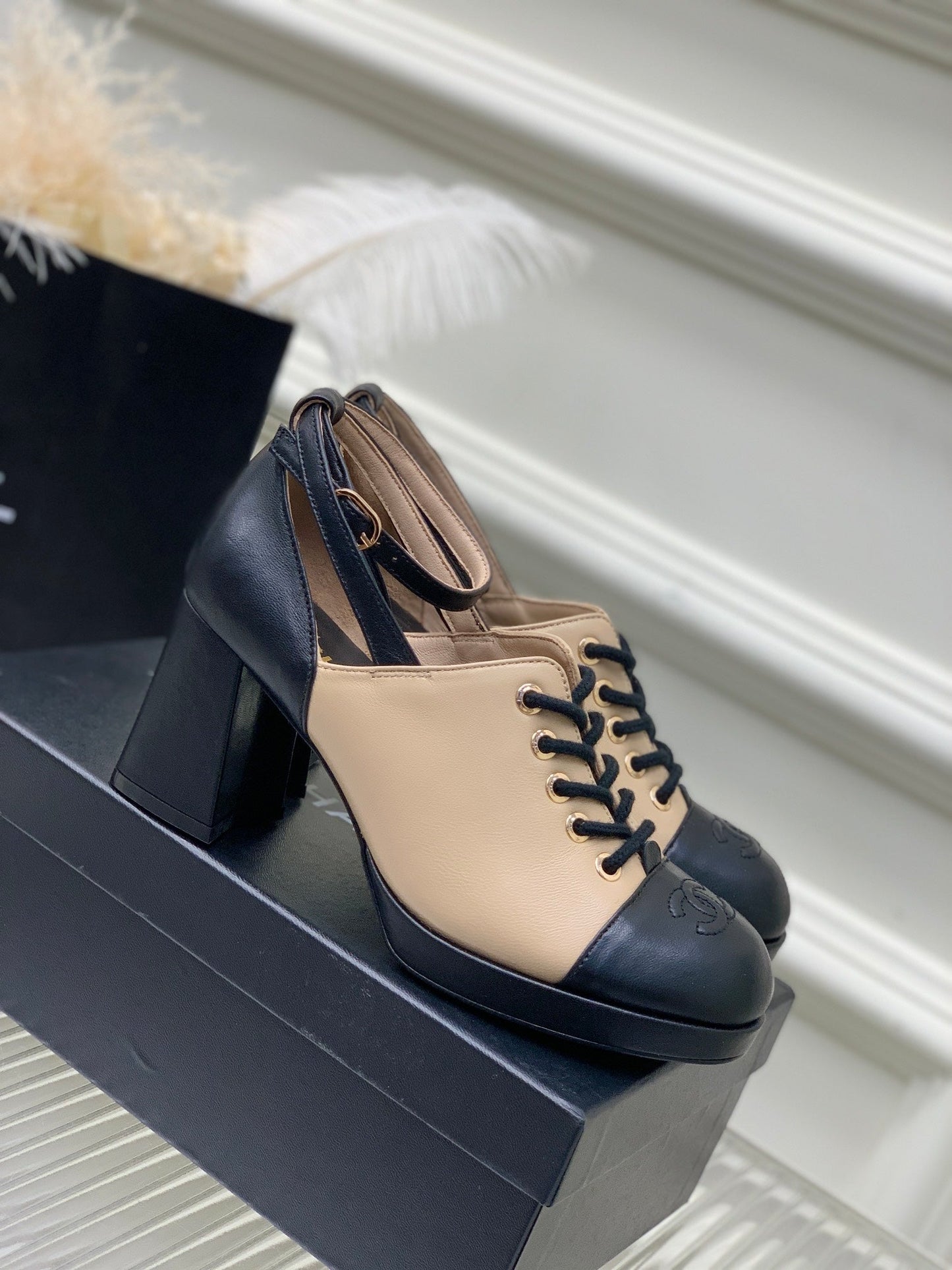 Luxury Shoes Sandals - CHL - 1015