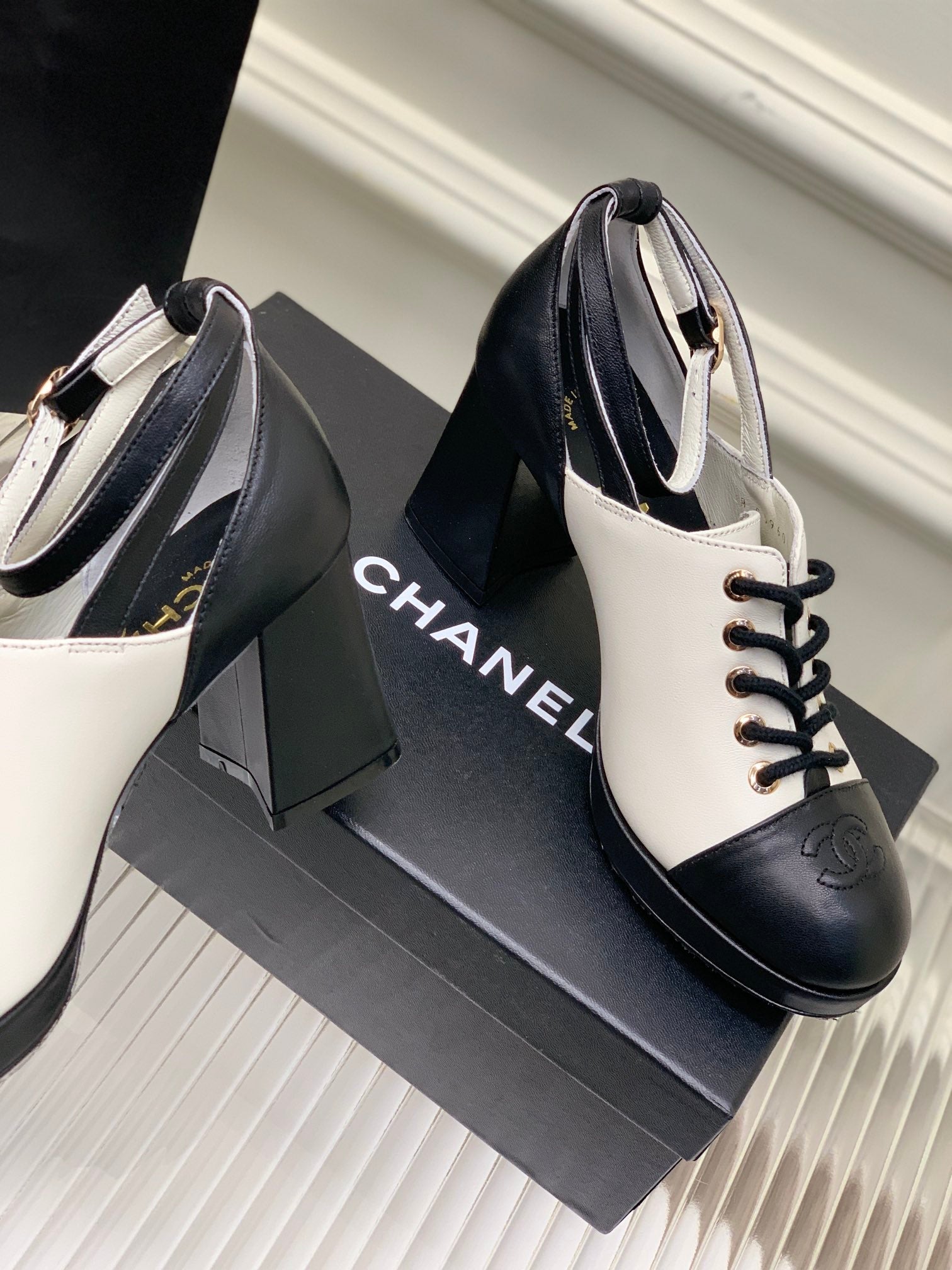 Luxury Shoes Sandals - CHL - 1016