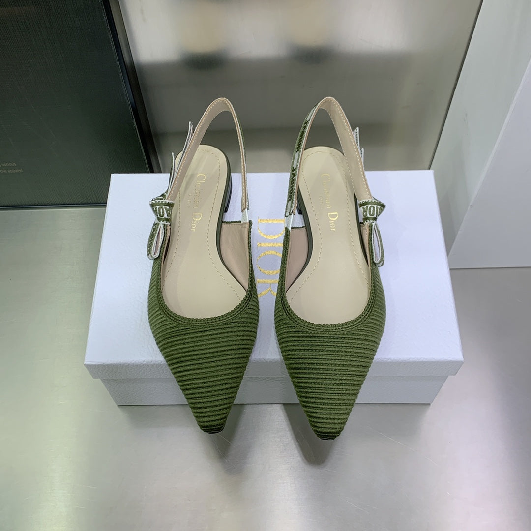 Luxury Shoes - DIR - 640