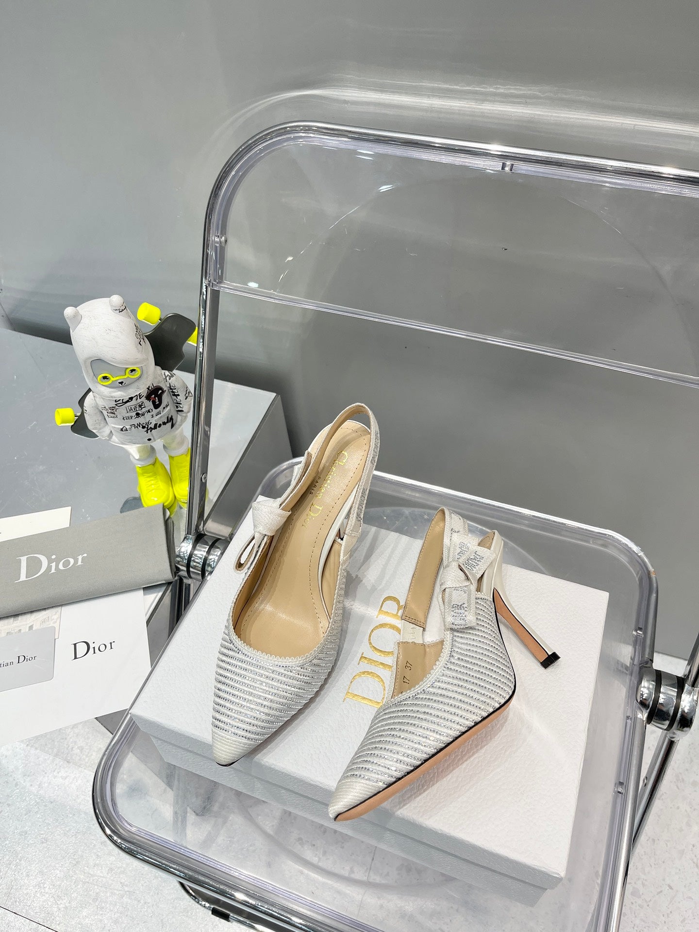 Luxury Shoes - DIR - 600