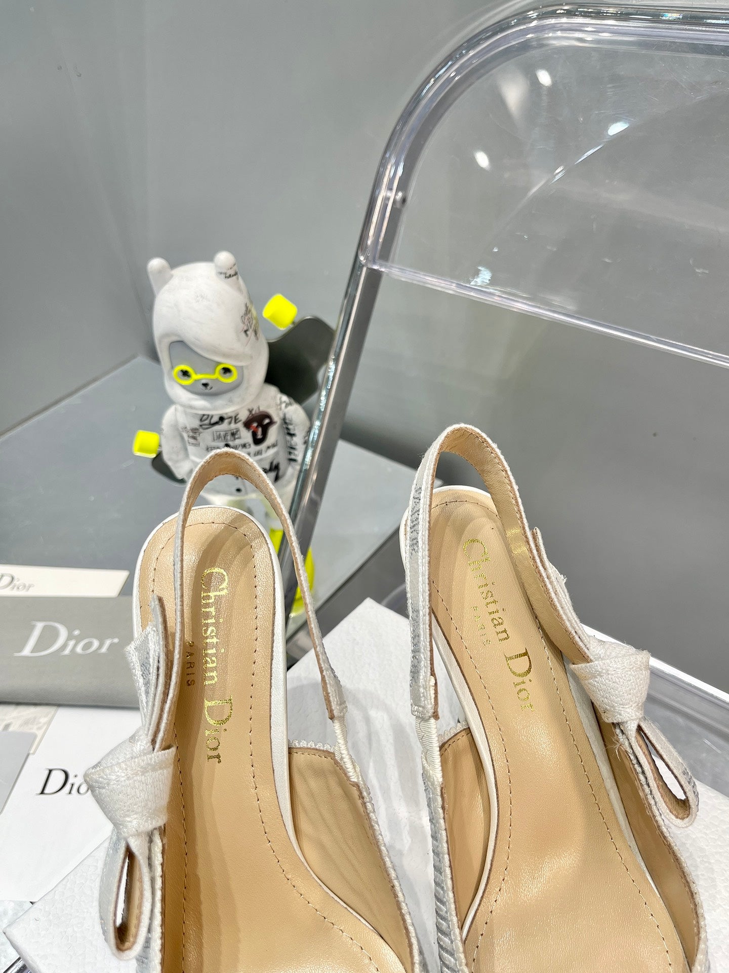 Luxury Shoes - DIR - 600