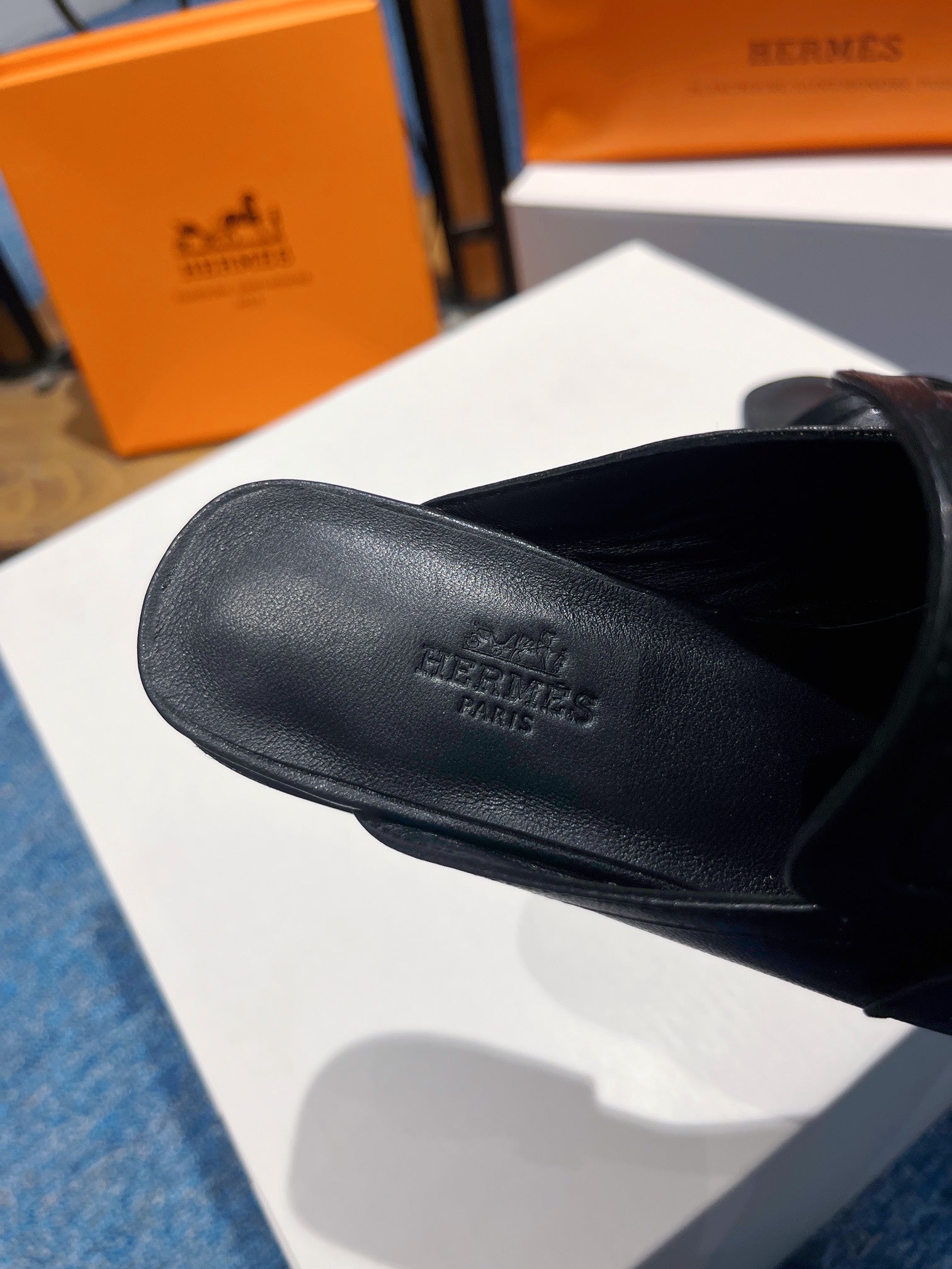 Luxury Shoes - HMS - 330