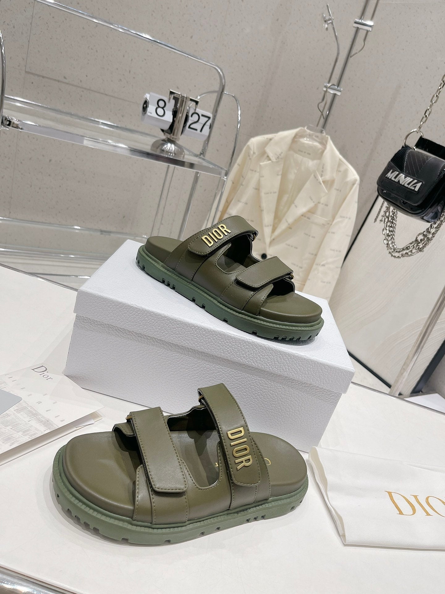 Luxury Shoes - DIR - 593