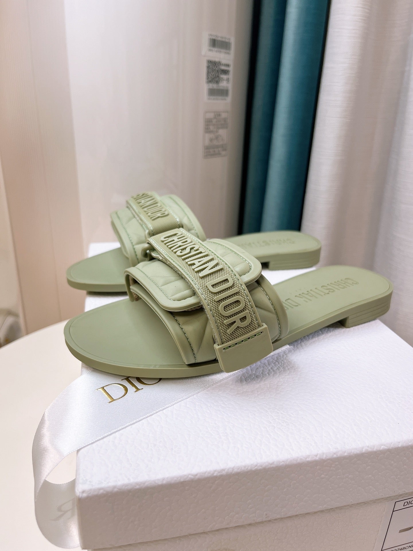 Luxury Shoes - DIR - 524