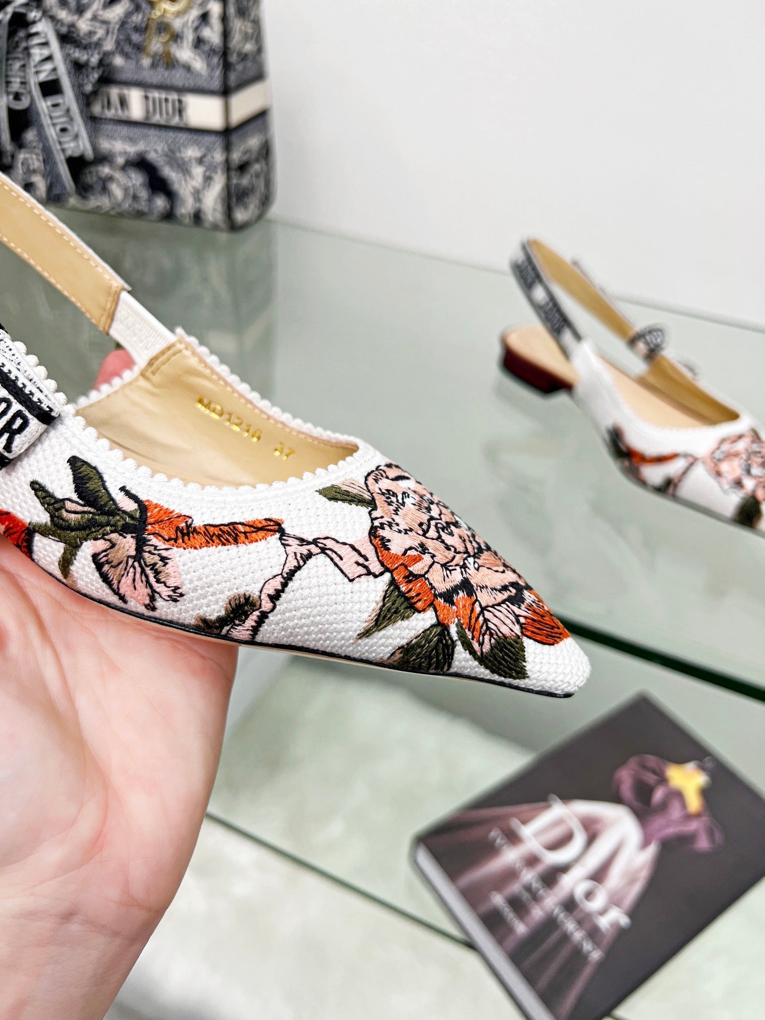 Luxury Shoes - DIR - 419