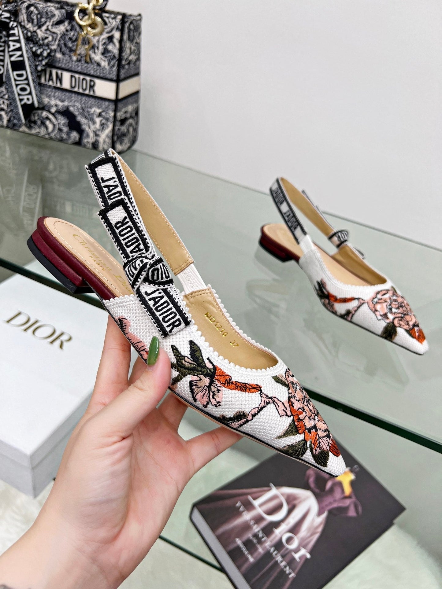 Luxury Shoes - DIR - 419