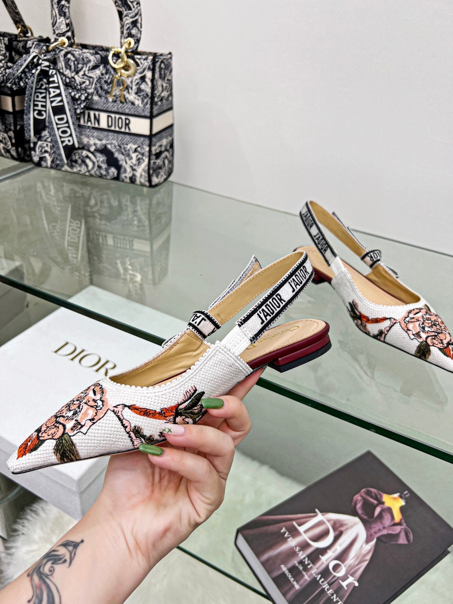Luxury Shoes - DIR - 419