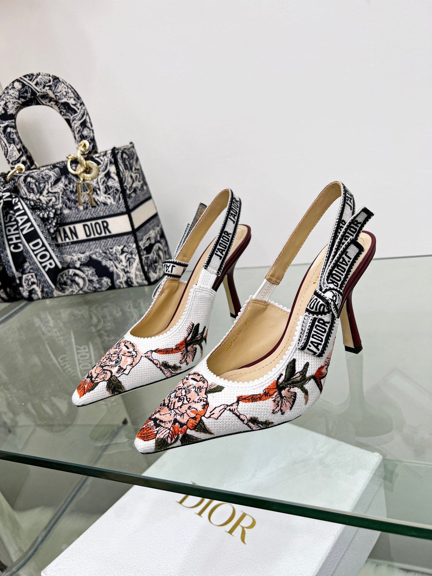 Luxury Shoes - DIR - 421