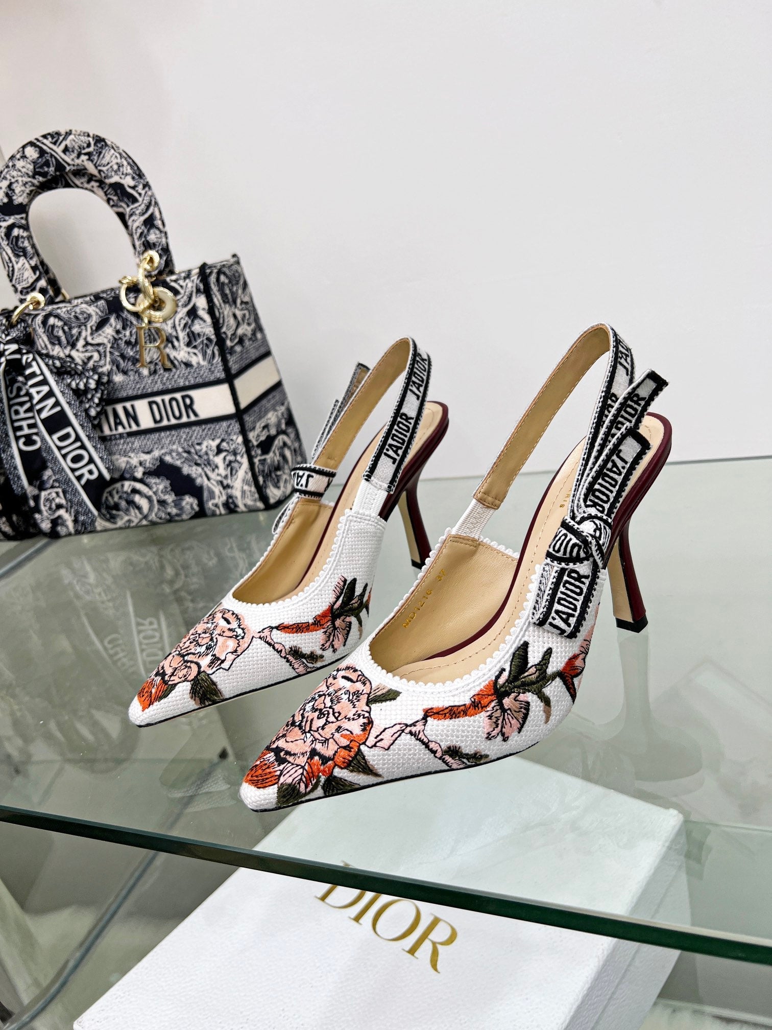 Luxury Shoes - DIR - 421