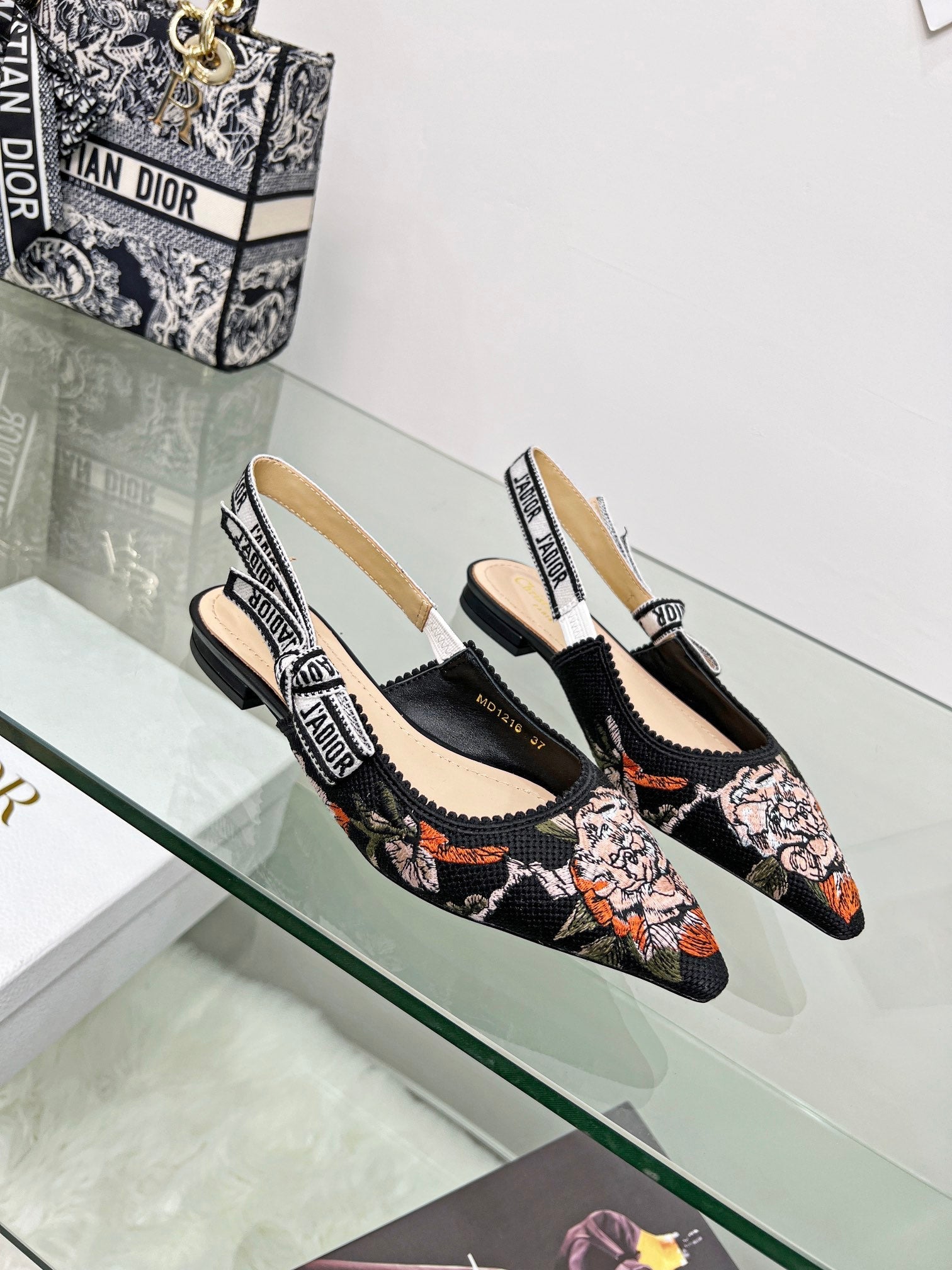 Luxury Shoes - DIR - 422