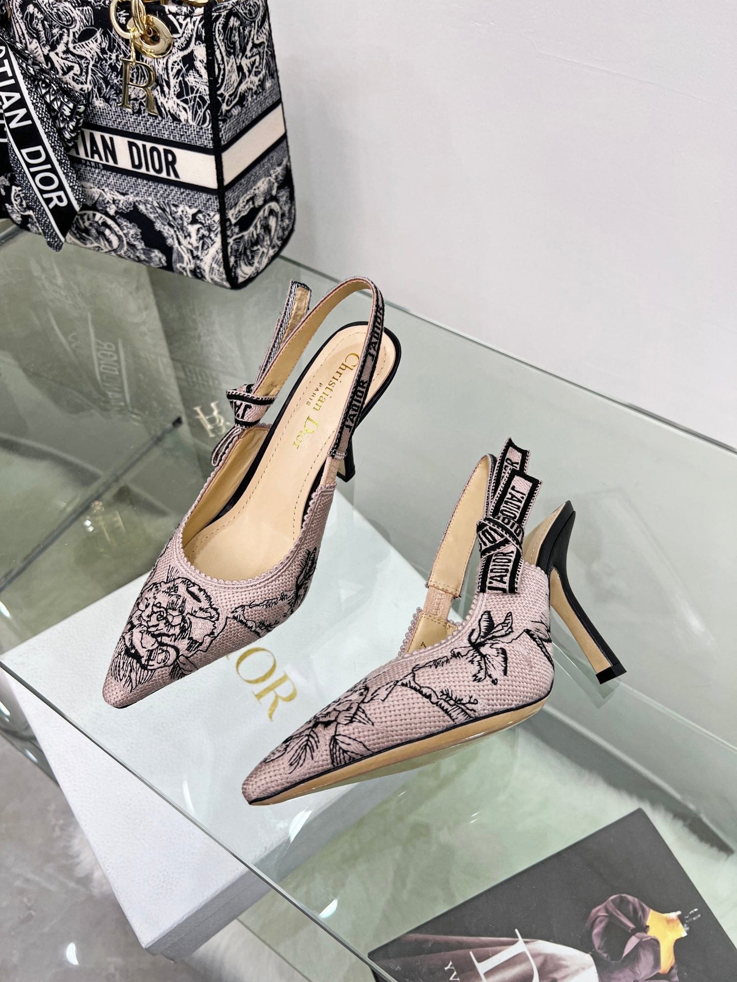 Luxury Shoes - DIR - 427