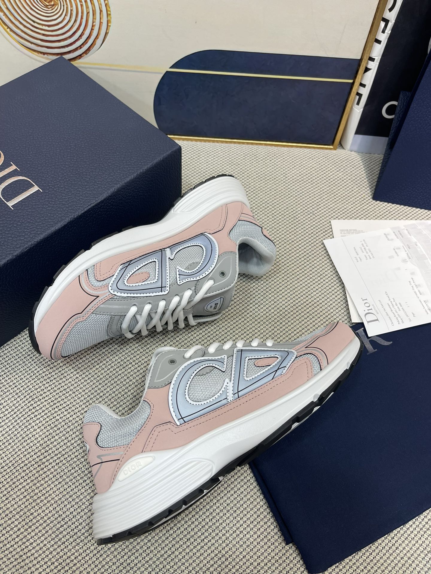Luxury Shoes - DIR - 563