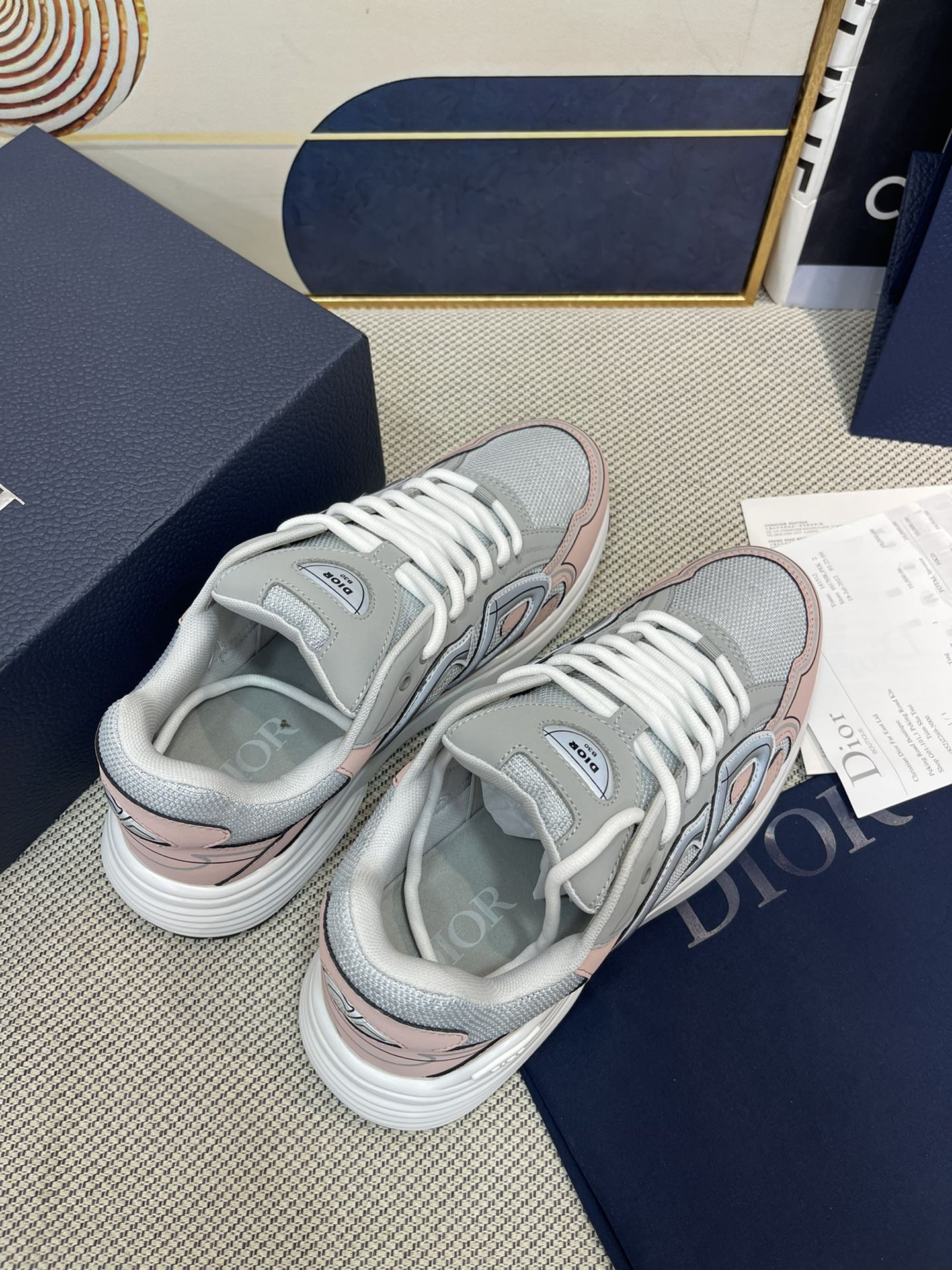 Luxury Shoes - DIR - 563