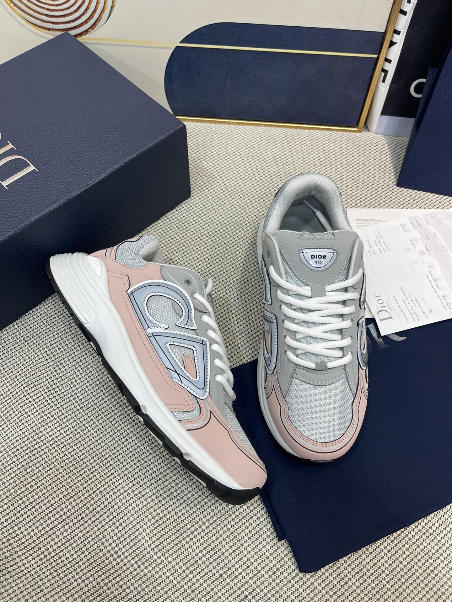 Luxury Shoes - DIR - 563