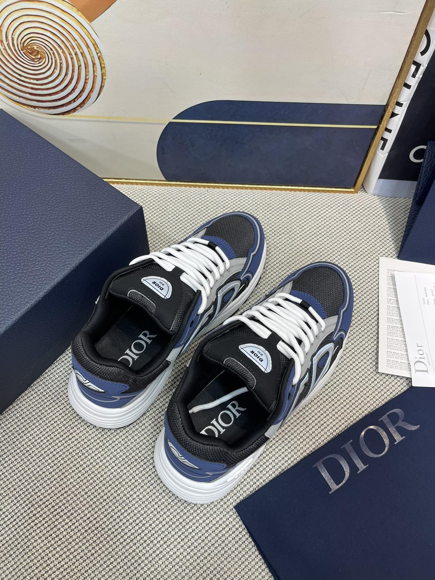 Luxury Shoes - DIR - 561