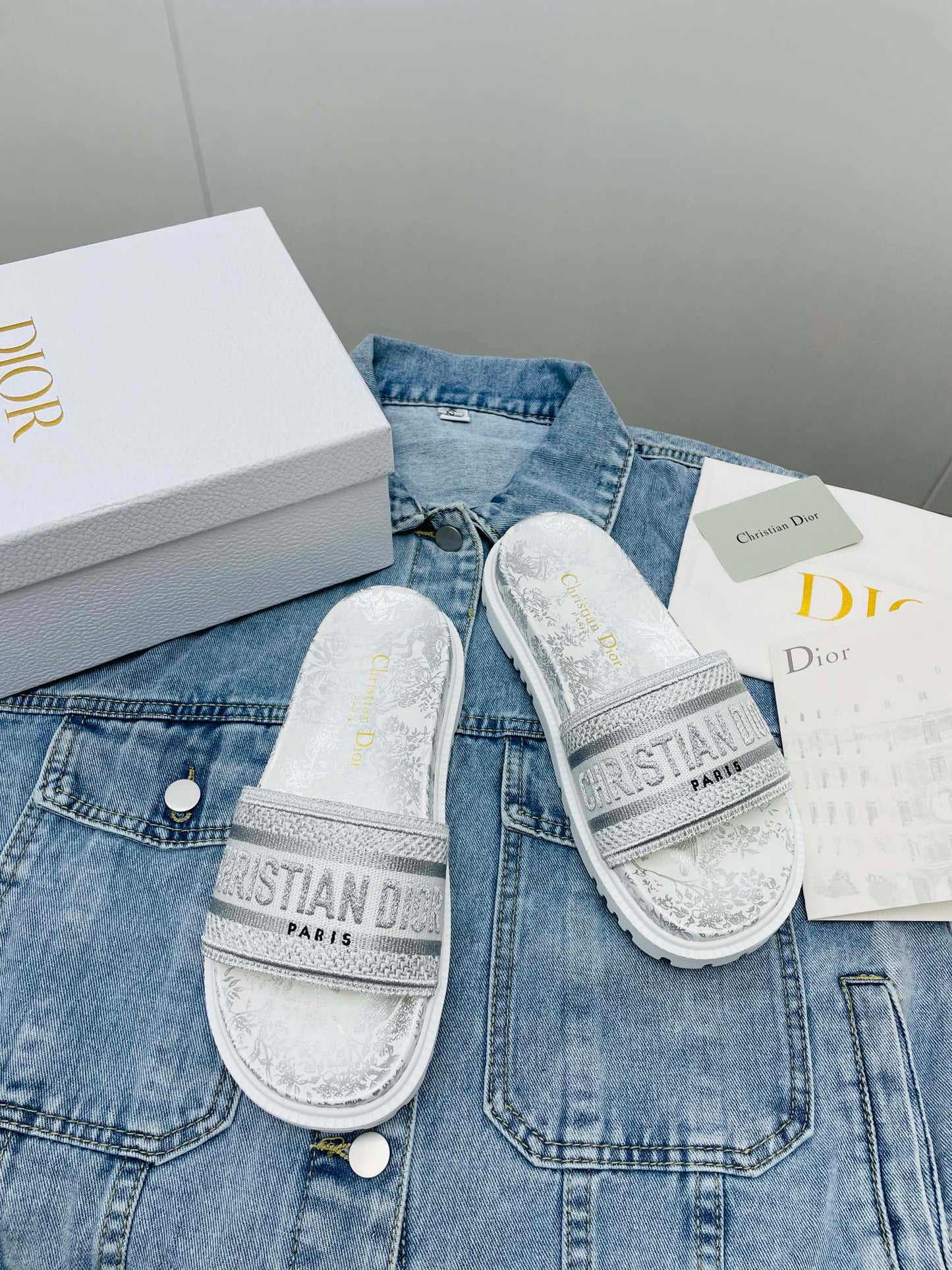 Luxury Shoes - DIR - 520