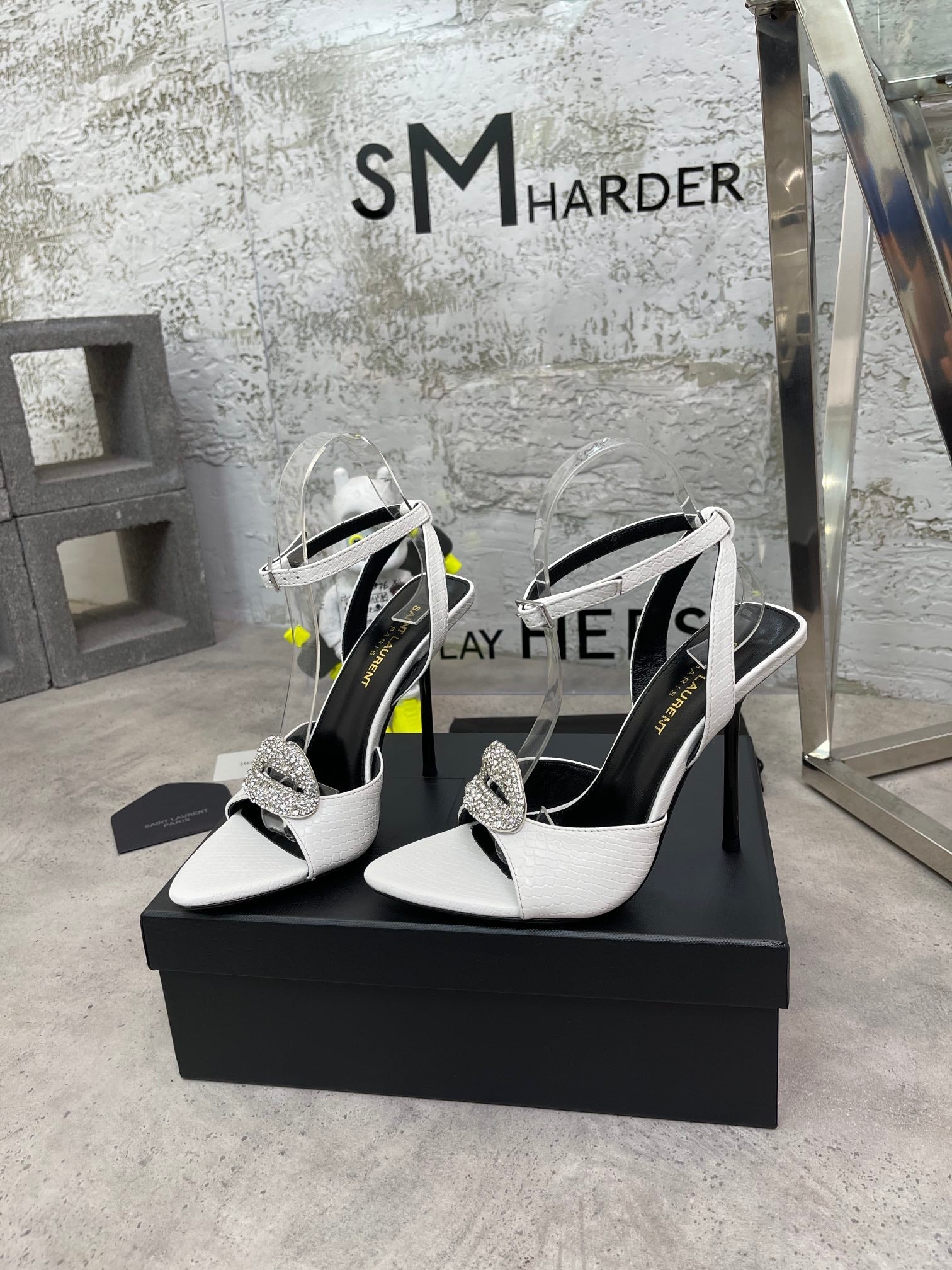 Luxury Shoes Sandals - SL - 207