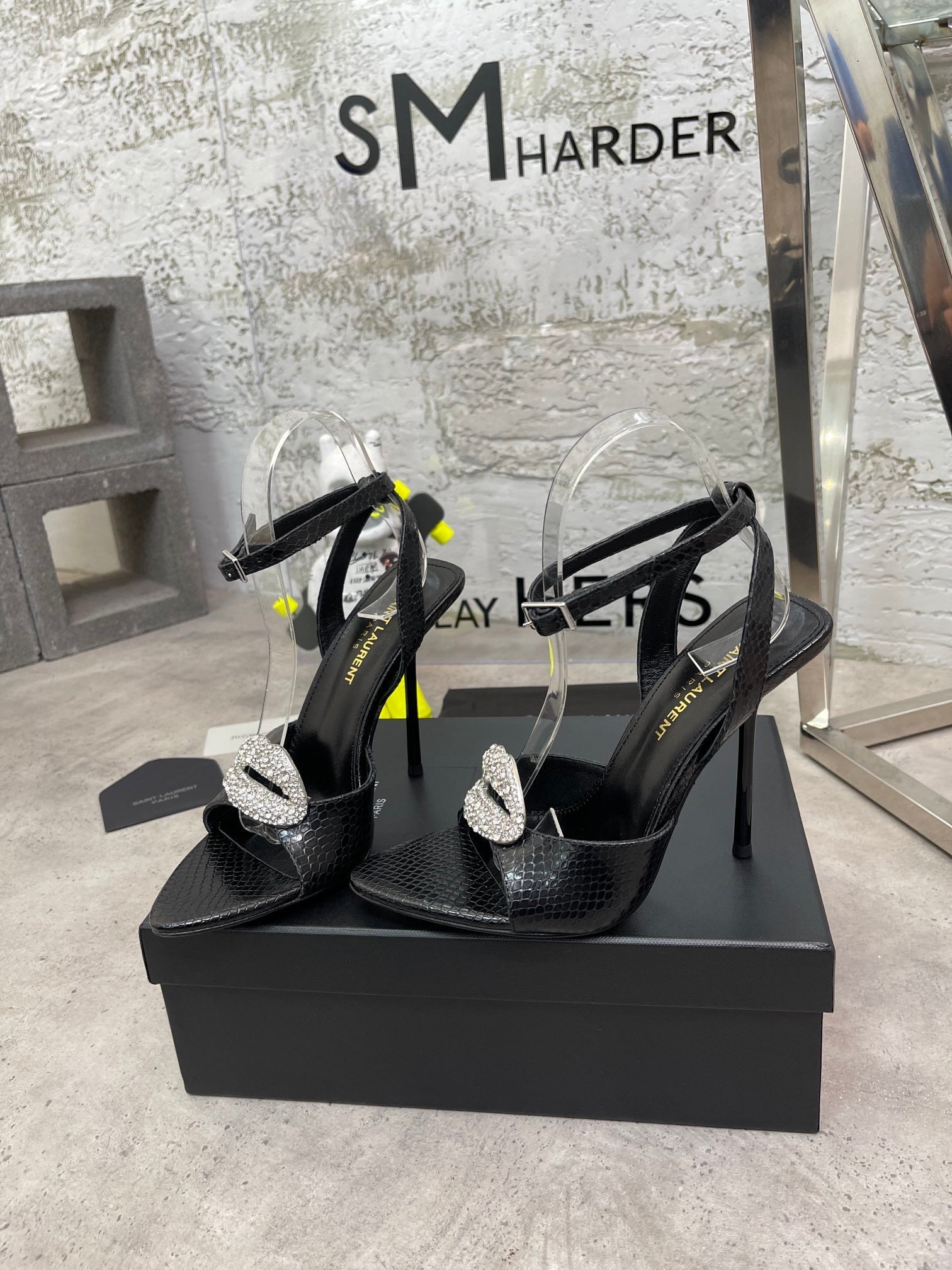 Luxury Shoes Sandals - SL - 208