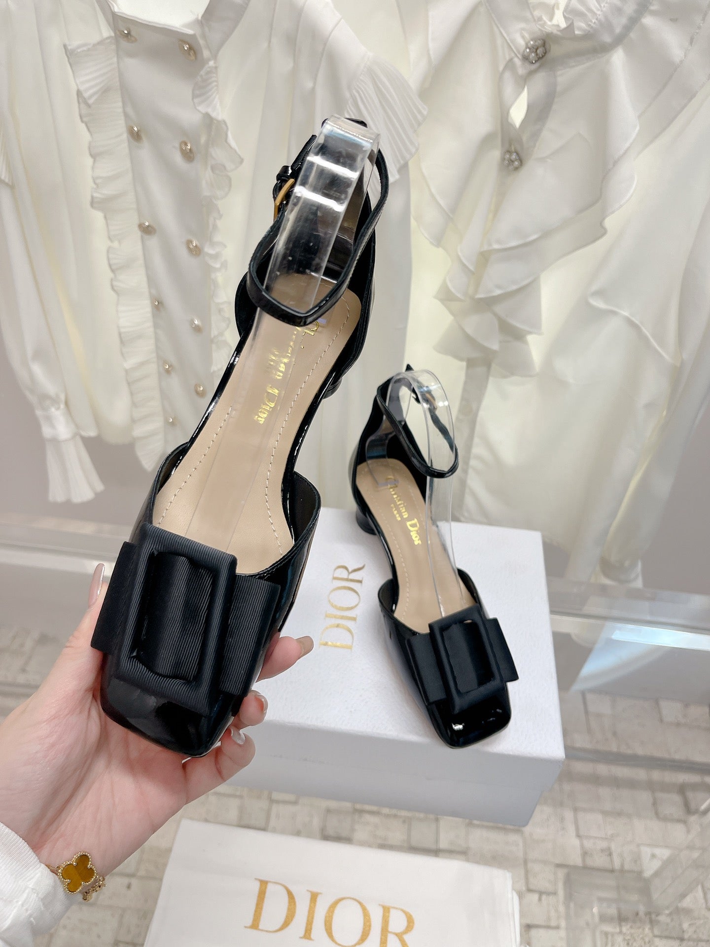 Luxury Shoes - DIR - 413